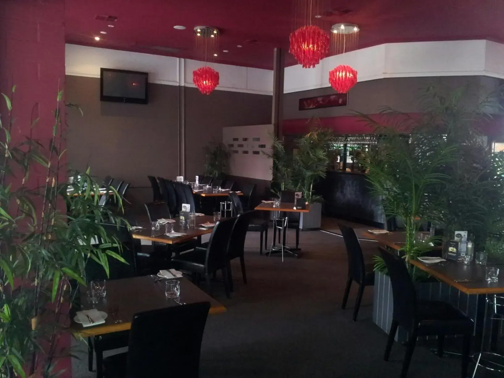 Restaurant/places to eat in Mandurah Motel and Apartments Restaurant/places to eat in Mandurah Motel and Apartments