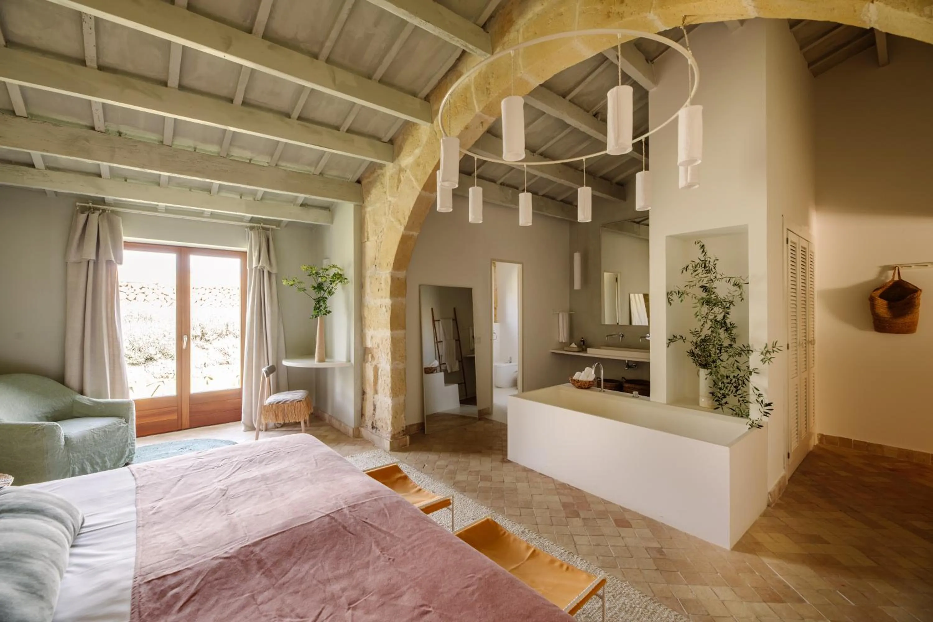 Photo of the whole room, Bed in Amagatay Luxury Boutique Hotel - Adults Only