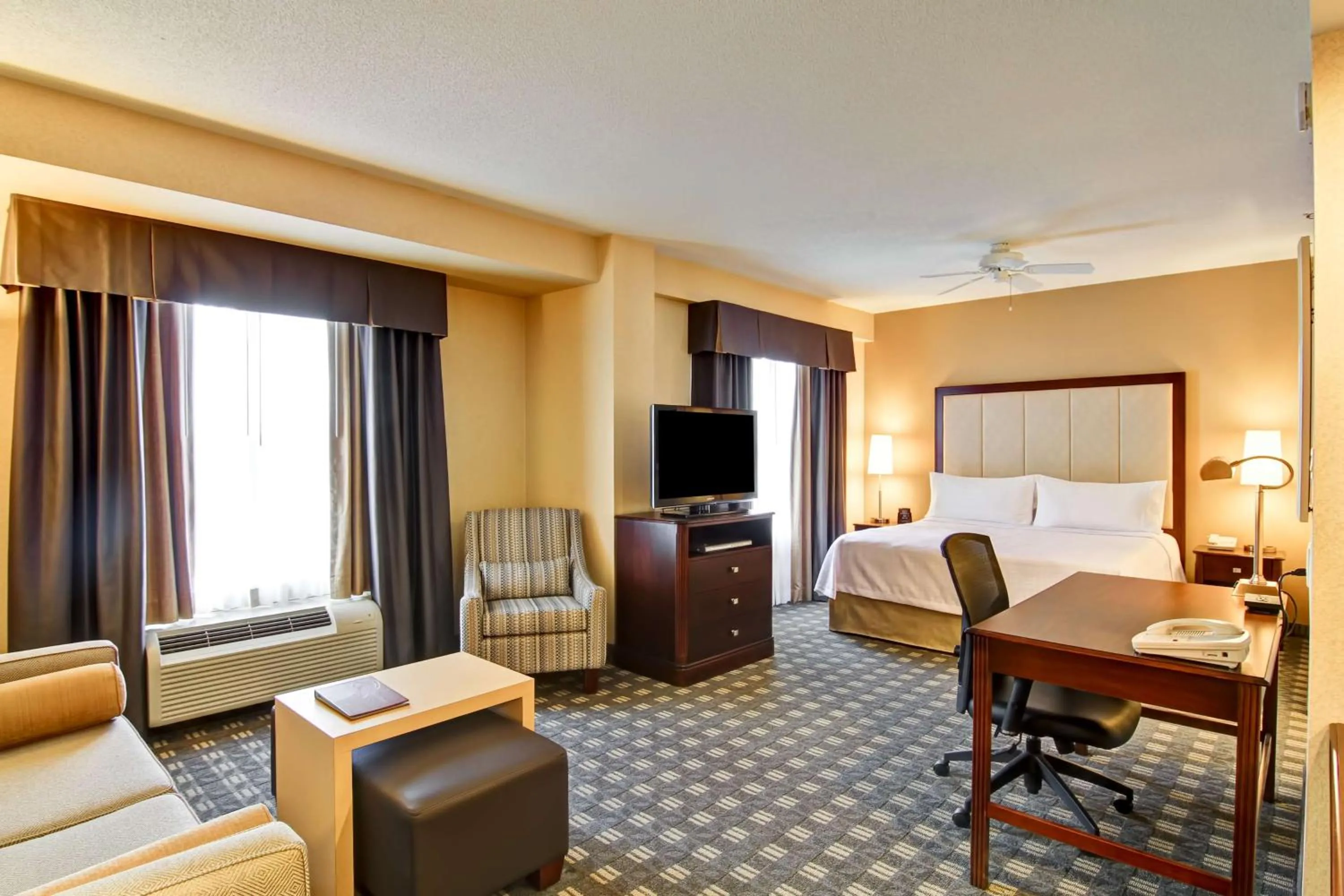 Bedroom, Bed in Homewood Suites by Hilton Toronto Mississauga