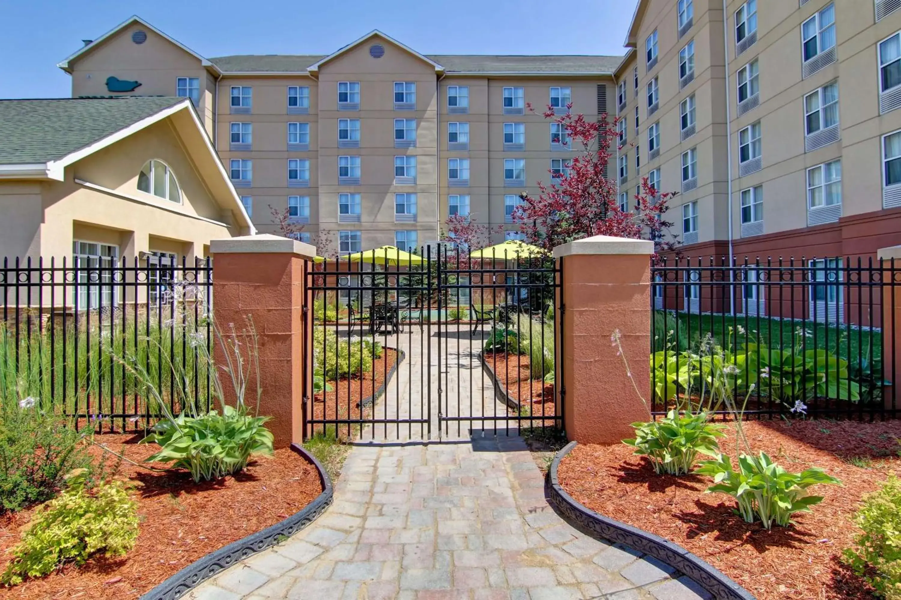 Homewood Suites by Hilton Toronto Mississauga Homewood Suites by Hilton Toronto Mississauga