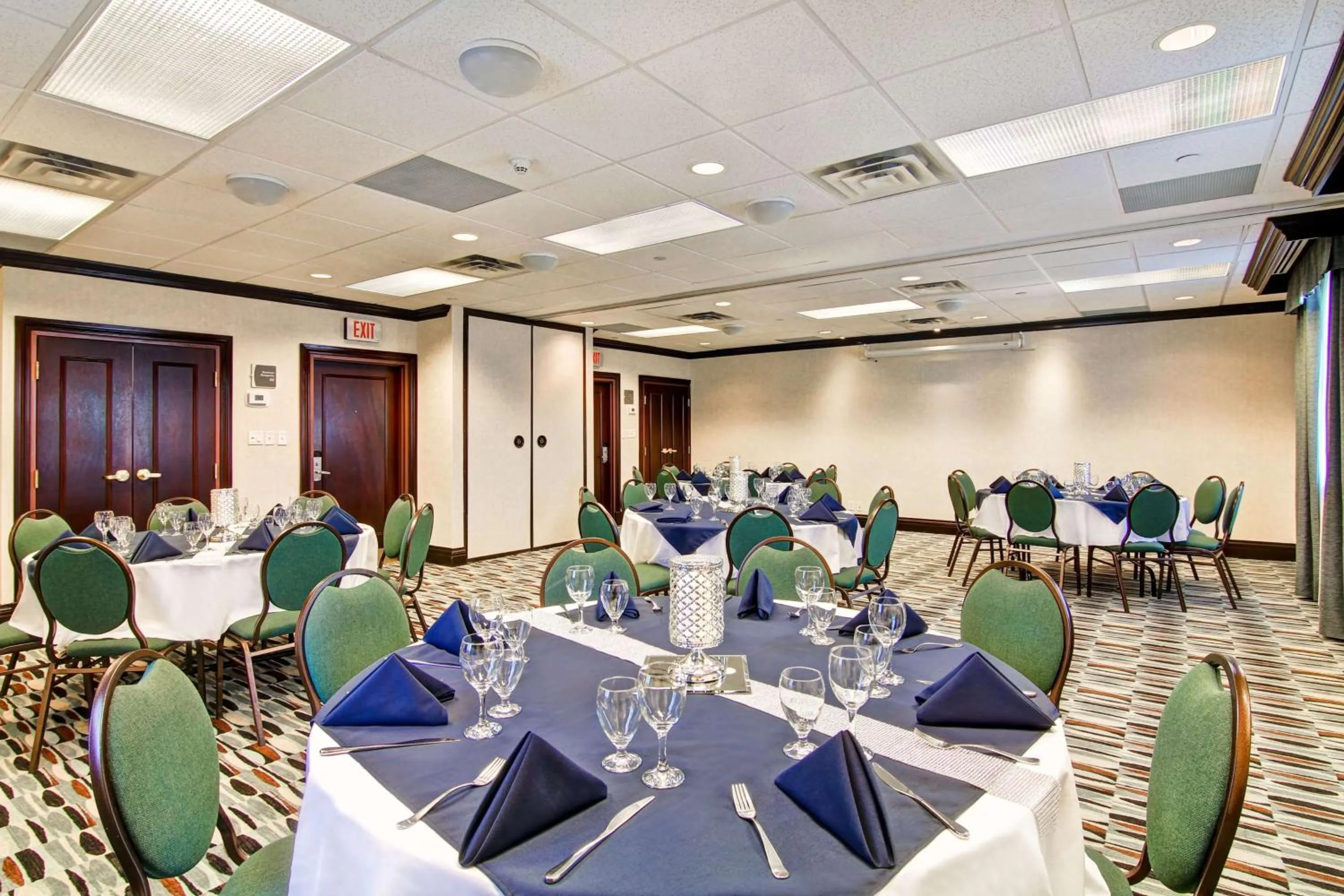 Meeting/conference room in Homewood Suites by Hilton Toronto Mississauga