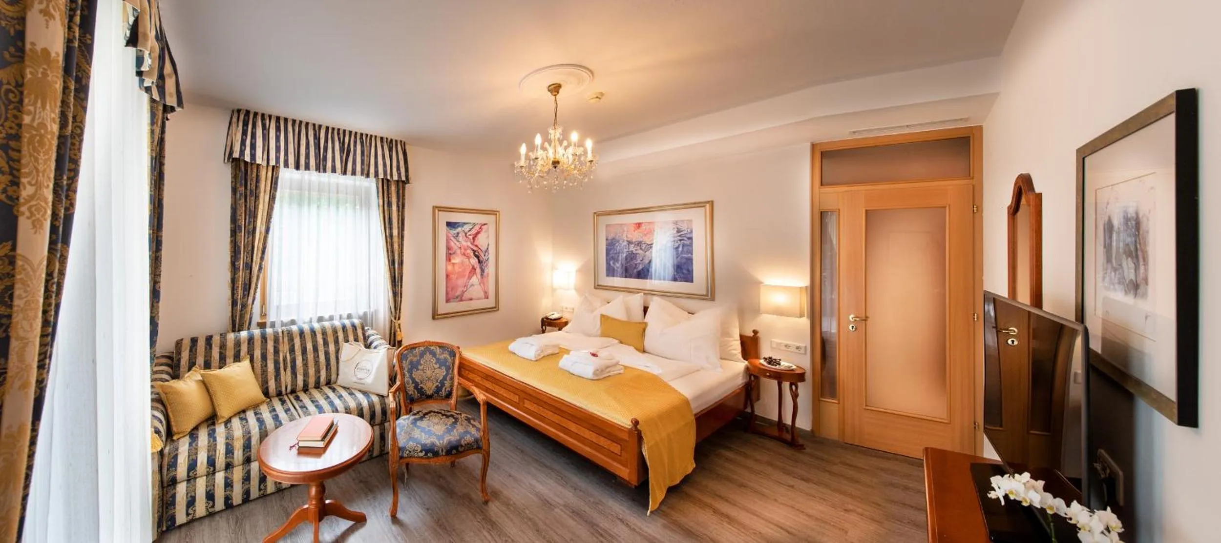 Bedroom, Bed in Hotel Christof