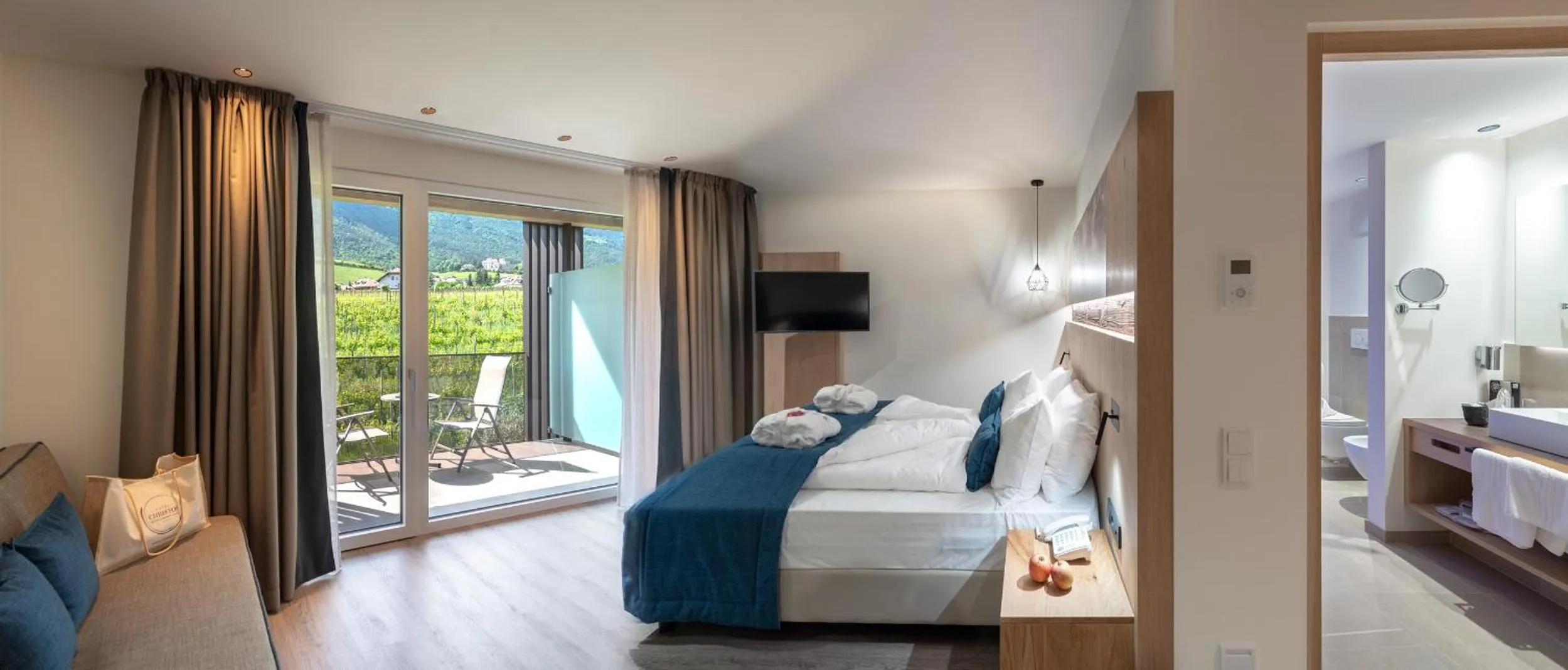 Bedroom, Bed in Hotel Christof