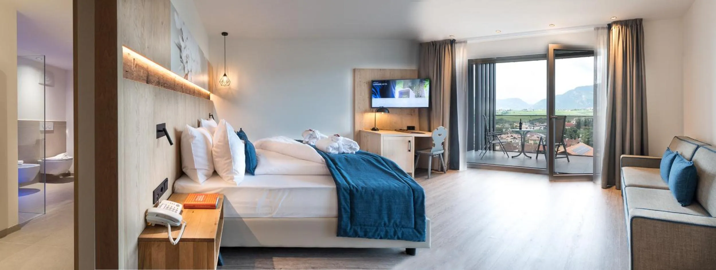 Photo of the whole room, Bed in Hotel Christof