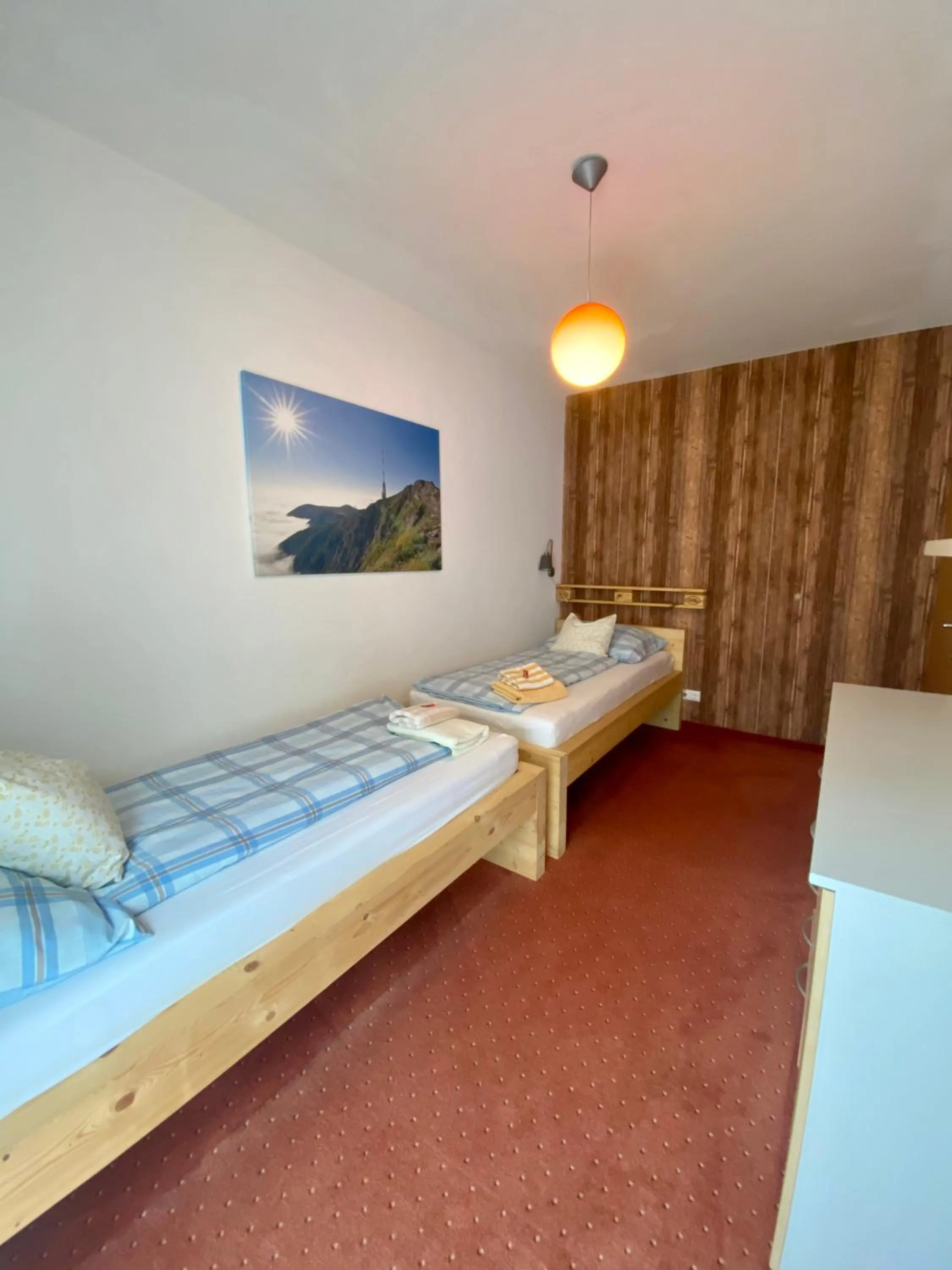 Bedroom, Bed in FeWo Leeb