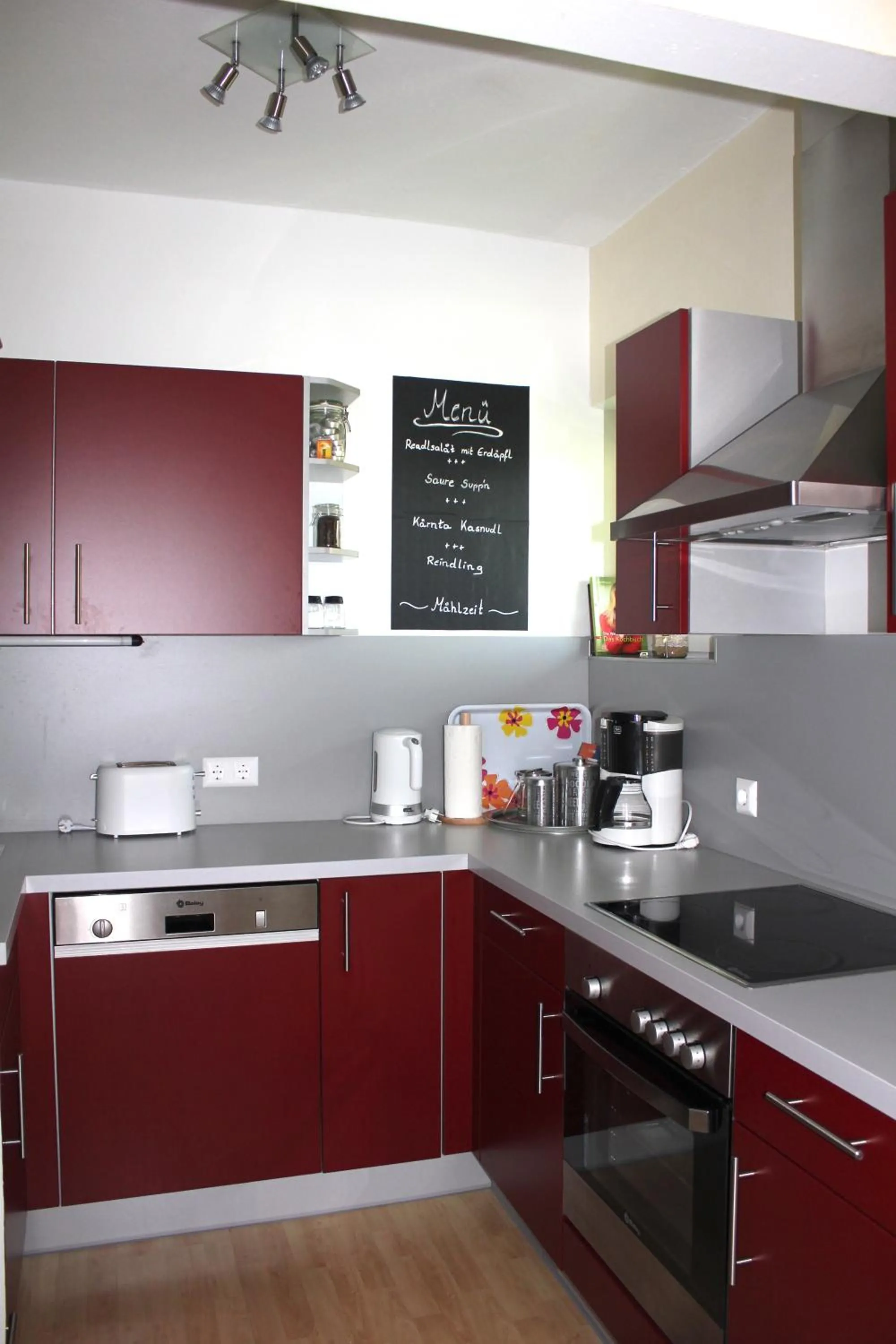 Kitchen or kitchenette in FeWo Leeb
