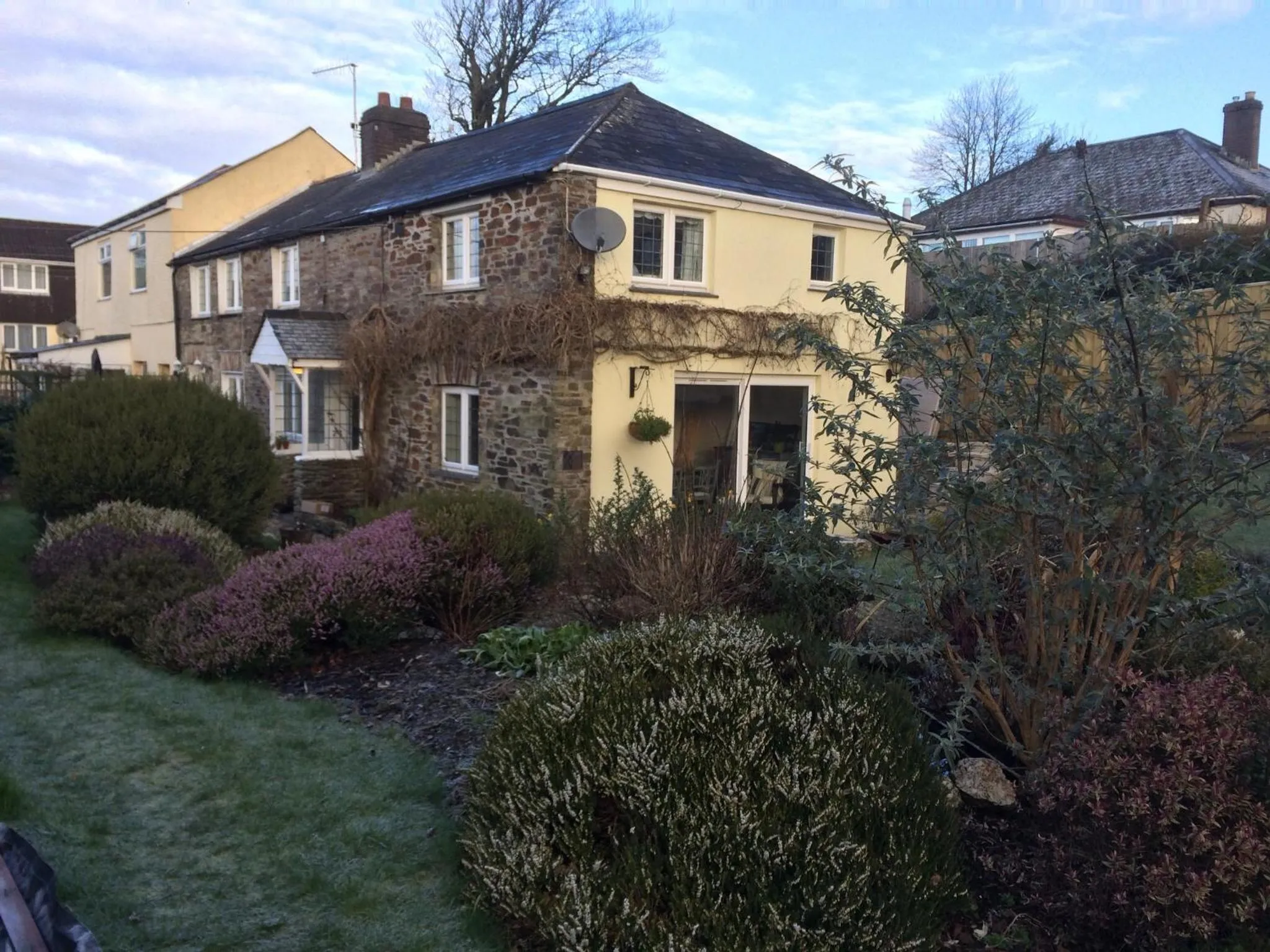 Facade/entrance in Priory Cottage Bodmin