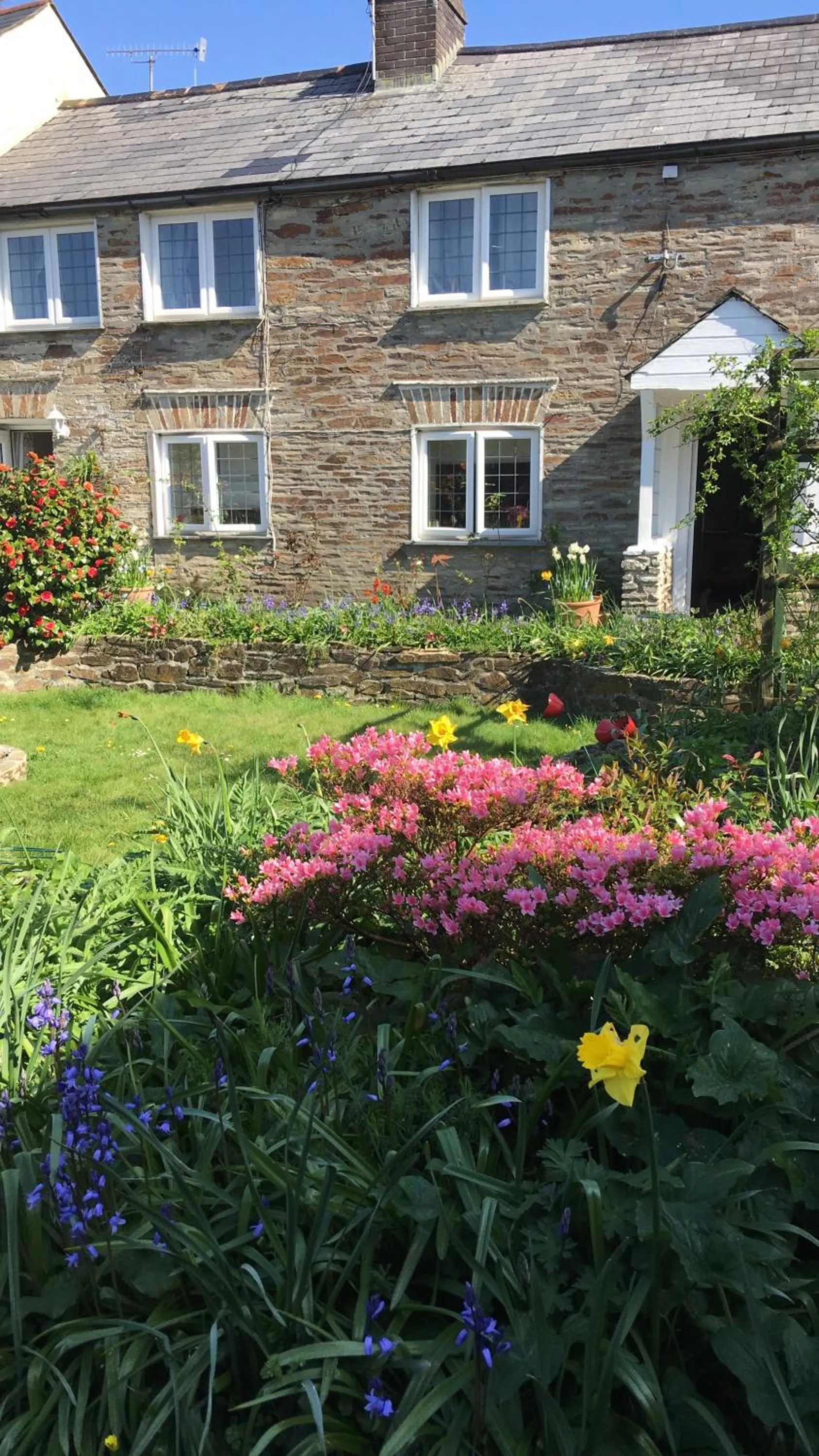 Facade/entrance in Priory Cottage Bodmin
