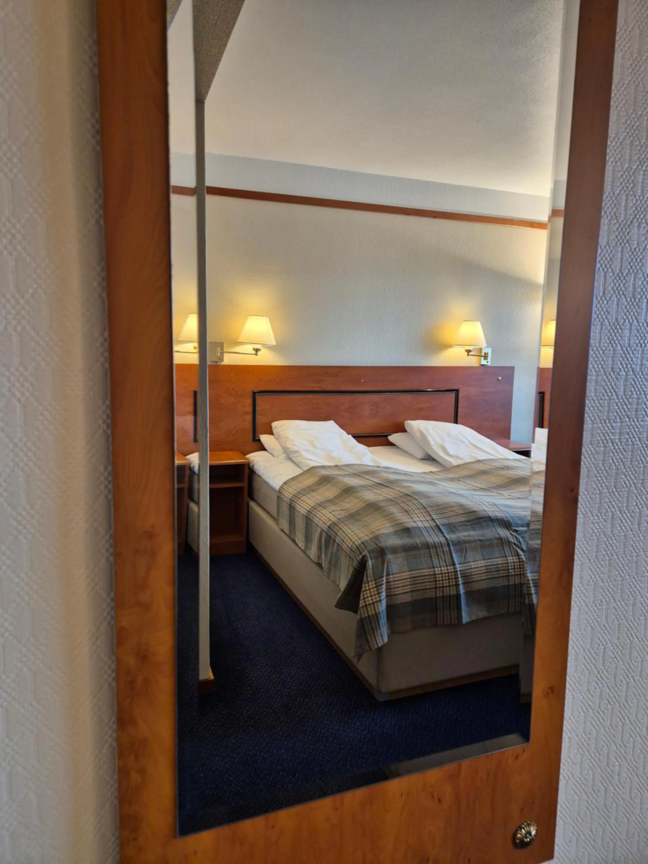 Photo of the whole room, Bed in Westland Hotel