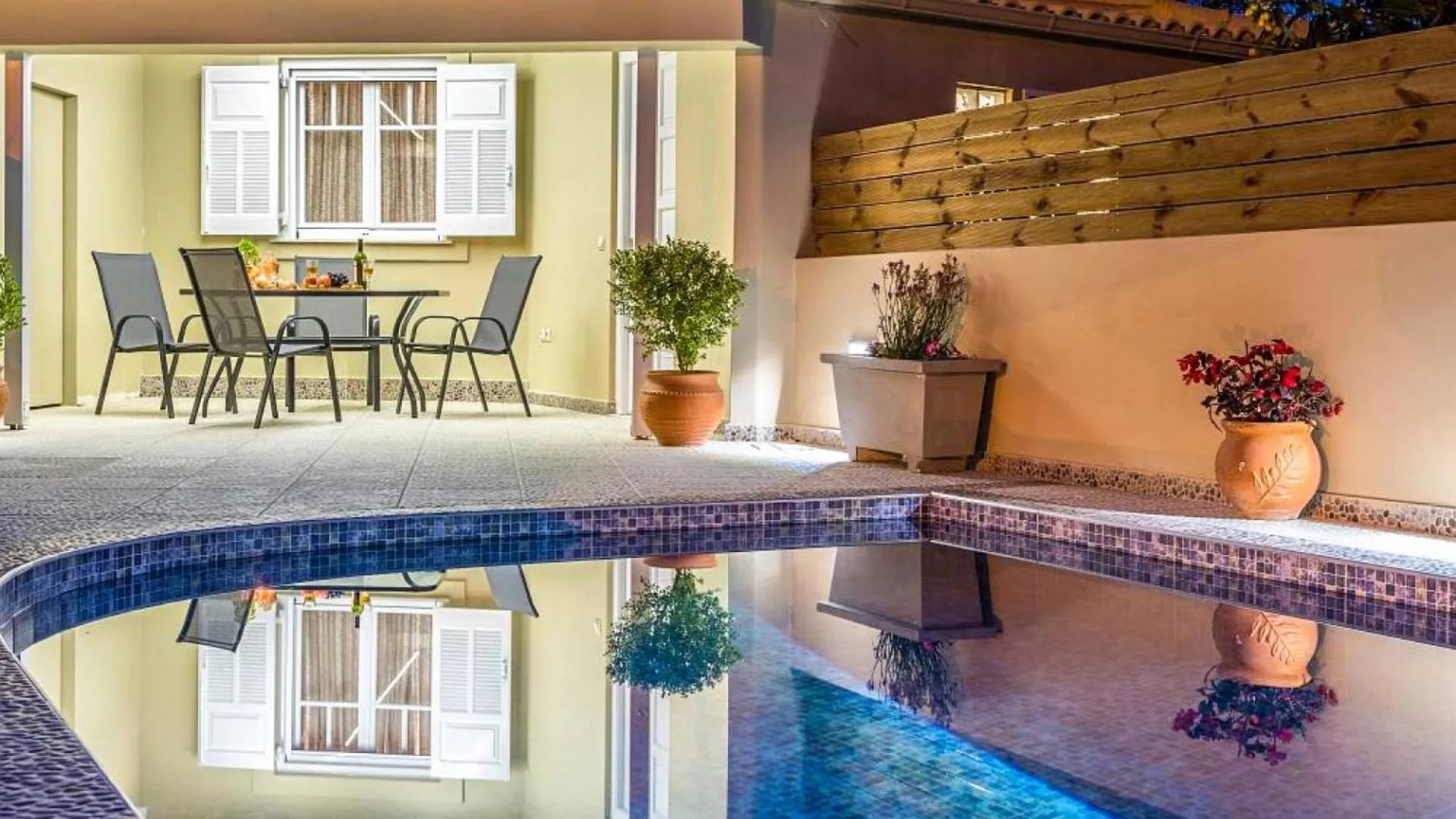 Property building in Coral Villa