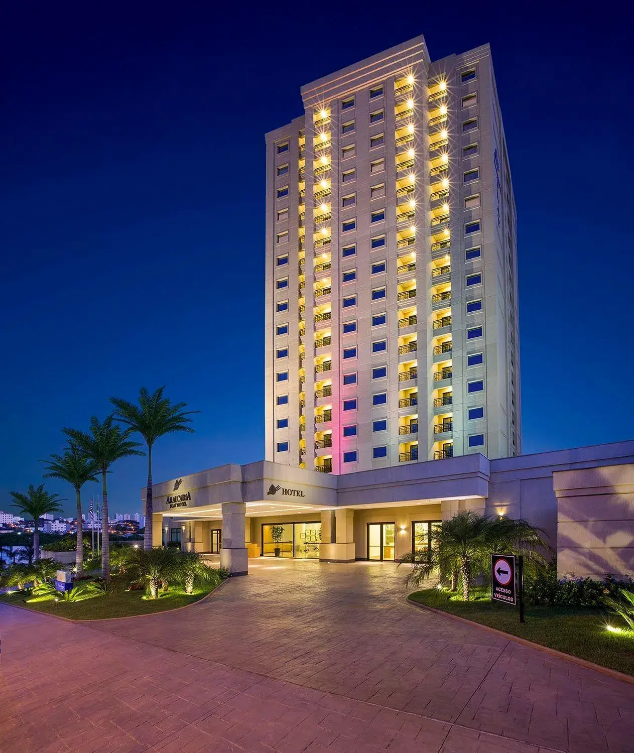 Facade/entrance in Hotel Araucaria Flat Araraquara Facade/entrance in Hotel Araucaria Flat Araraquara
