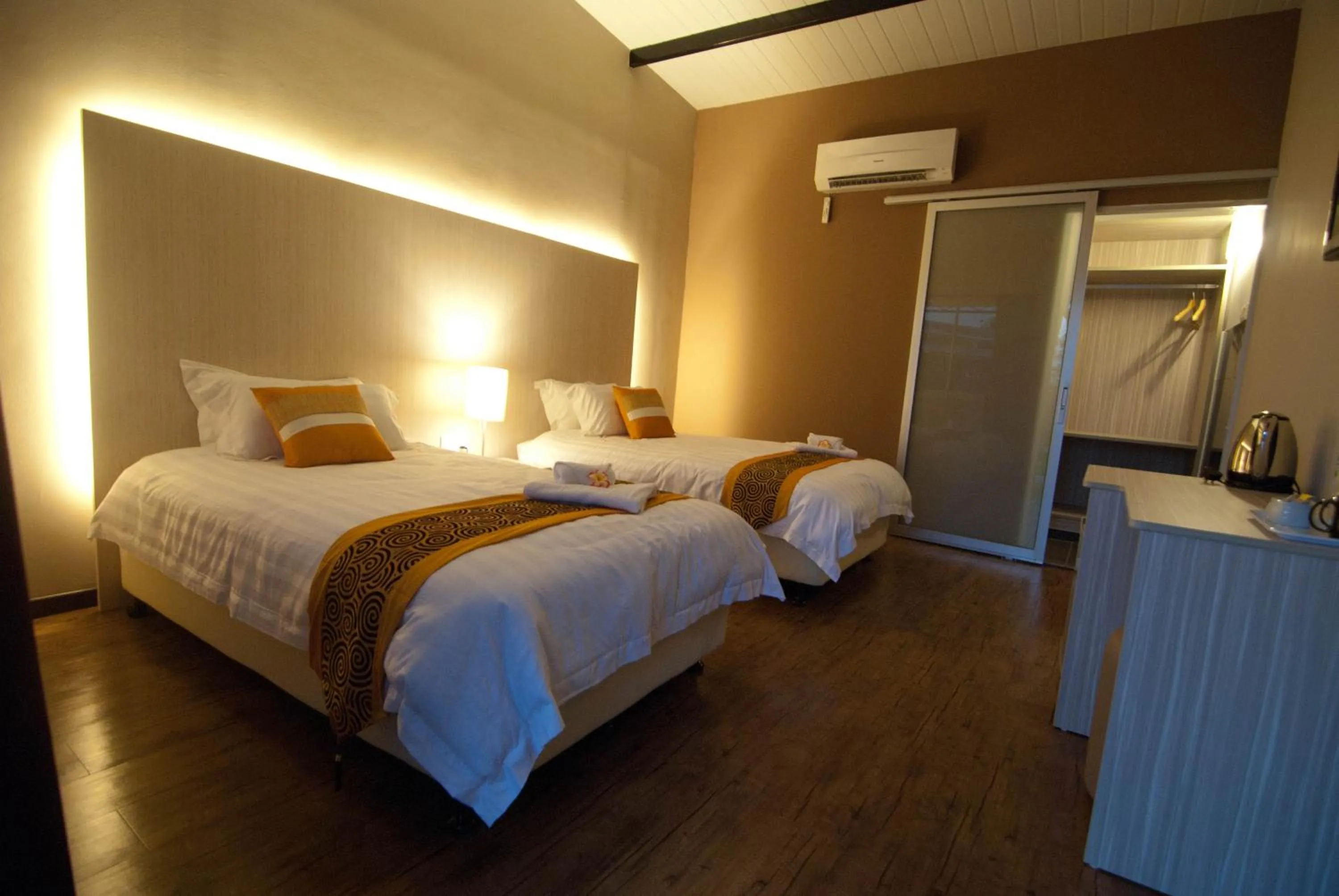 Photo of the whole room, Bed in Casa Fina Fine Homes