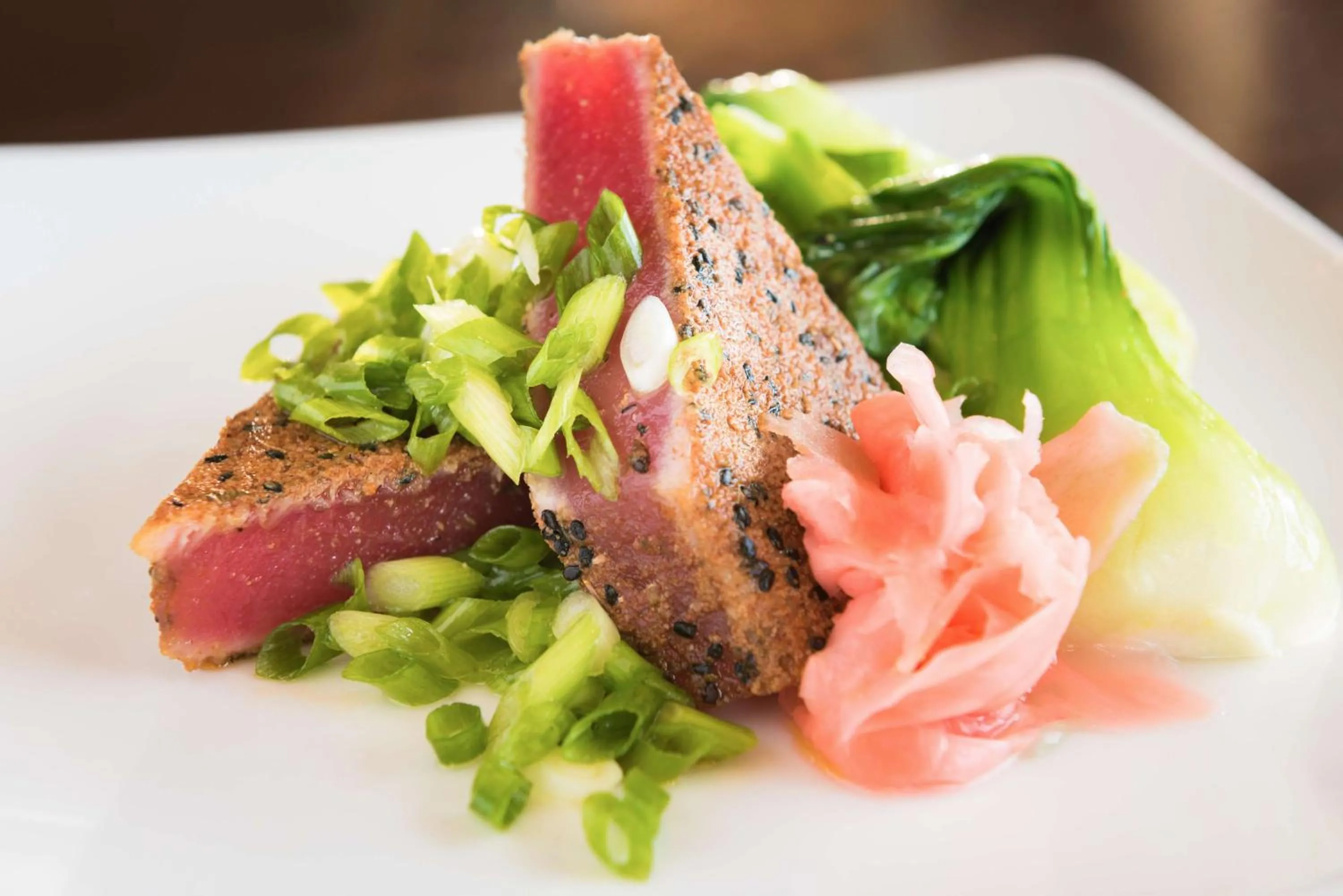 Restaurant/places to eat in Hilton San Diego Airport/Harbor Island