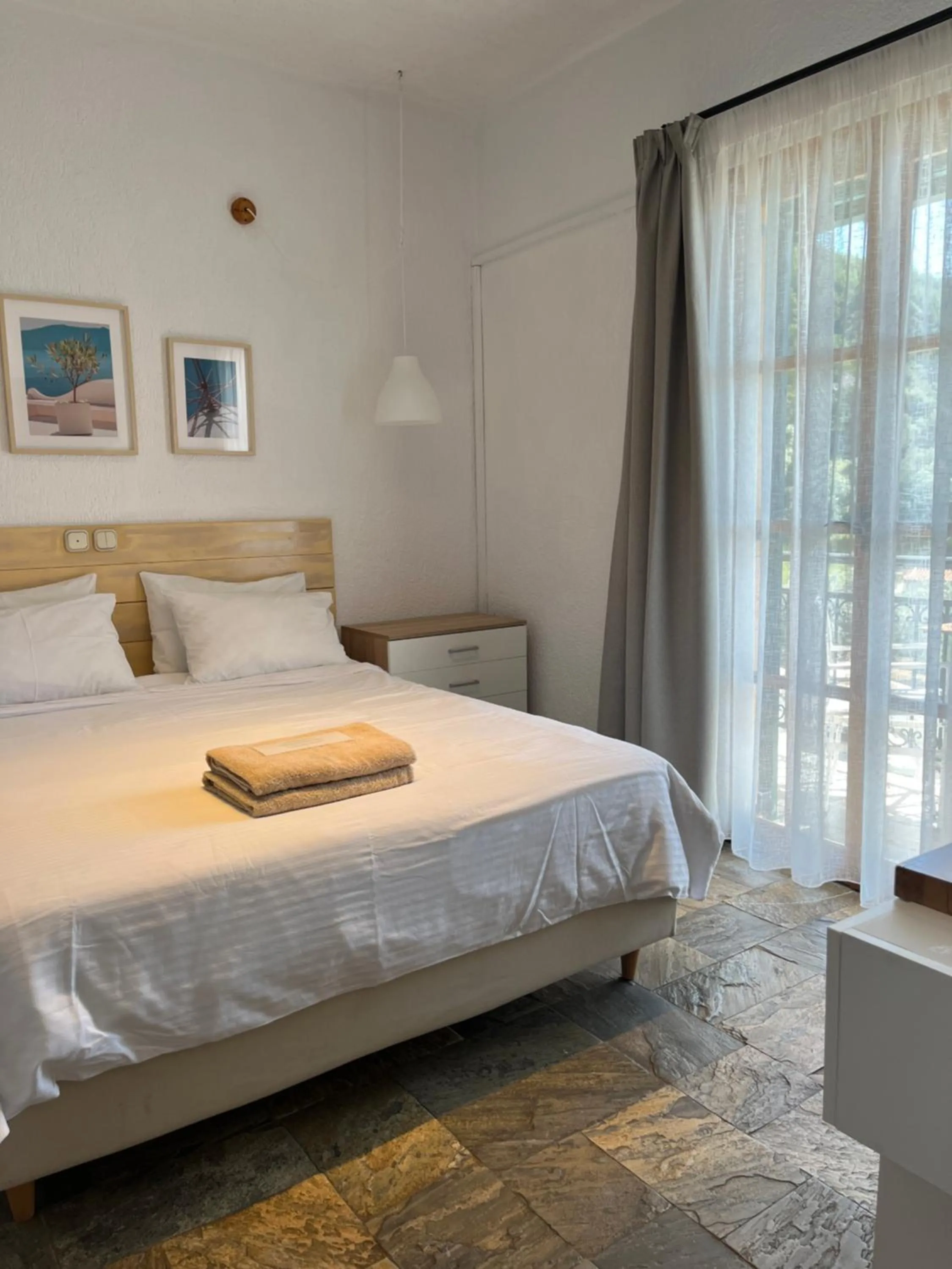 Bed in Panormos Beach Hotel Skopelos
