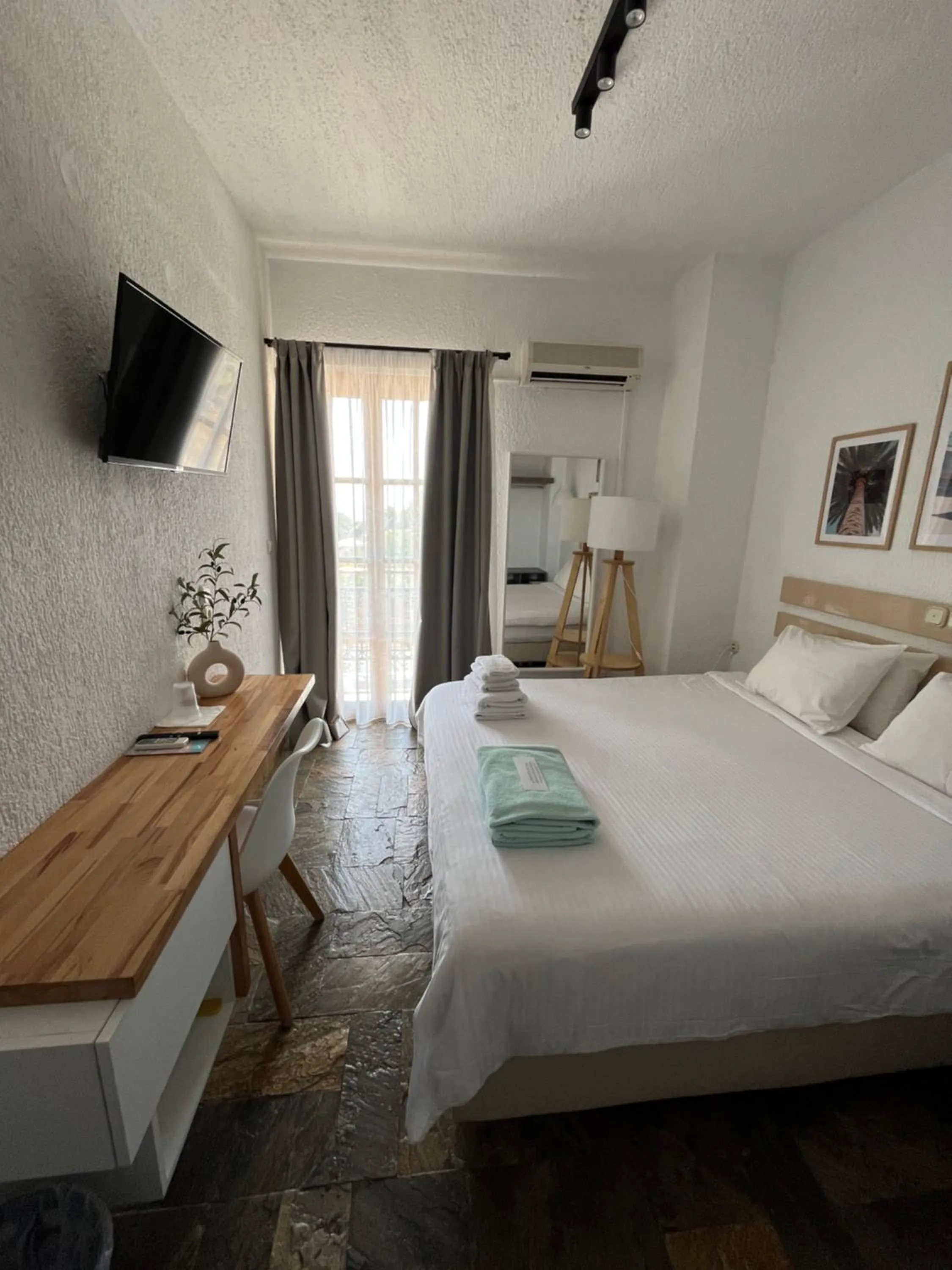 Bed in Panormos Beach Hotel Skopelos