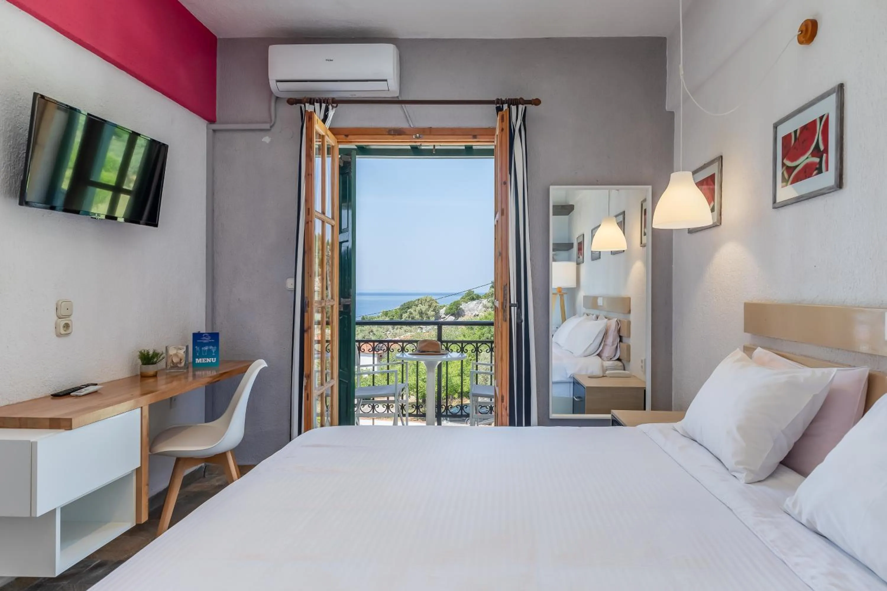 Photo of the whole room, Bed in Panormos Beach Hotel Skopelos