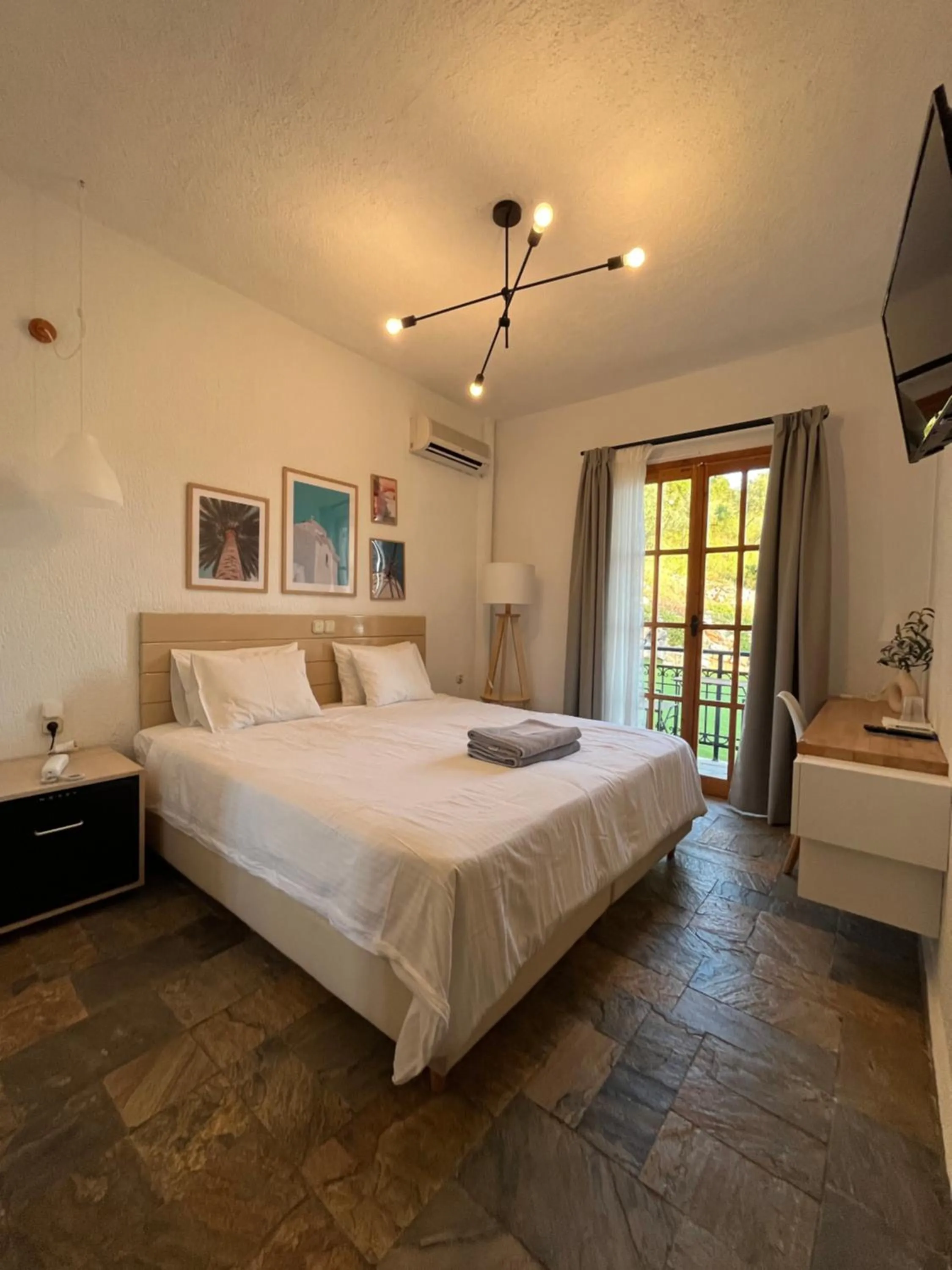 Bed in Panormos Beach Hotel Skopelos