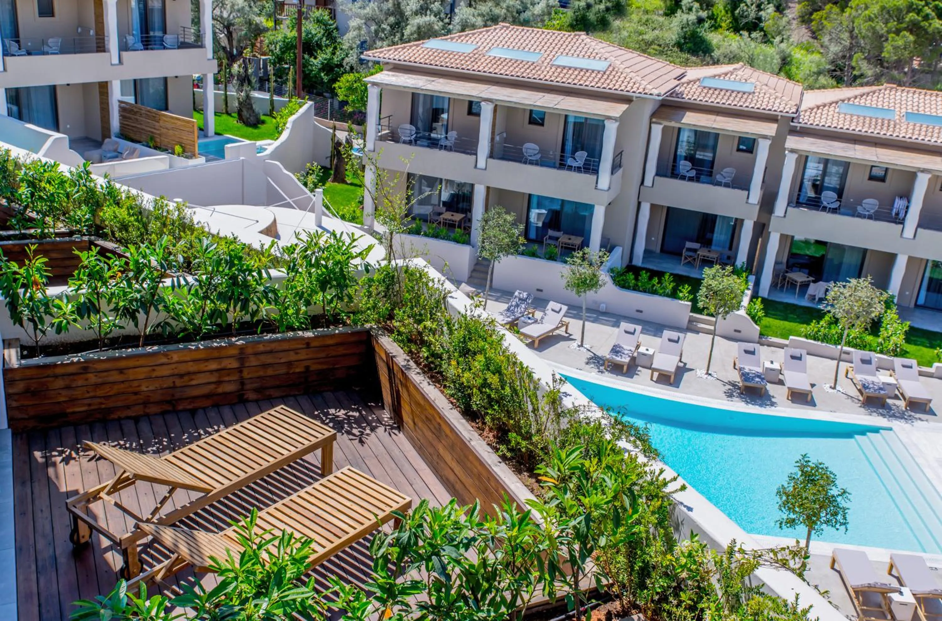 Property building in Crystal Waters