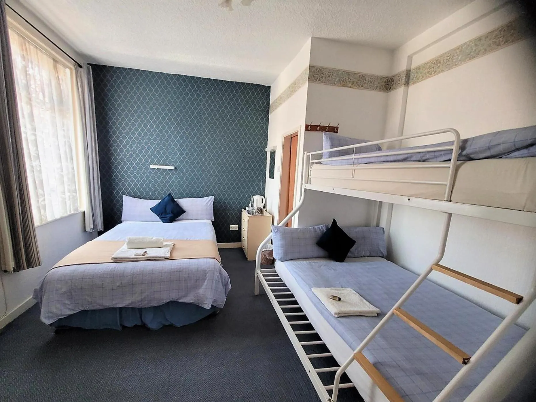 Bed in The Woodland Hotel