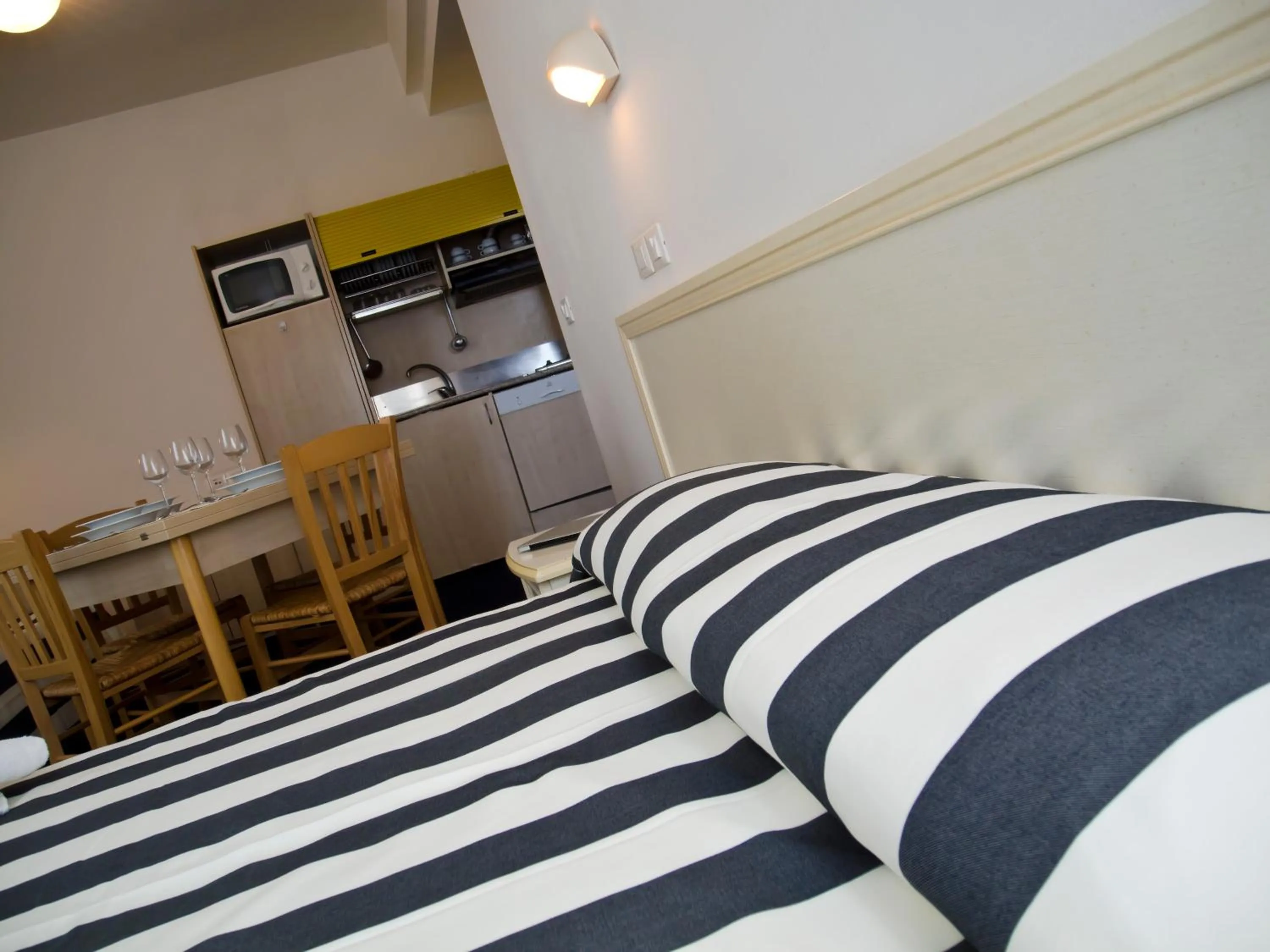 Decorative detail, Bed in Residence Divina