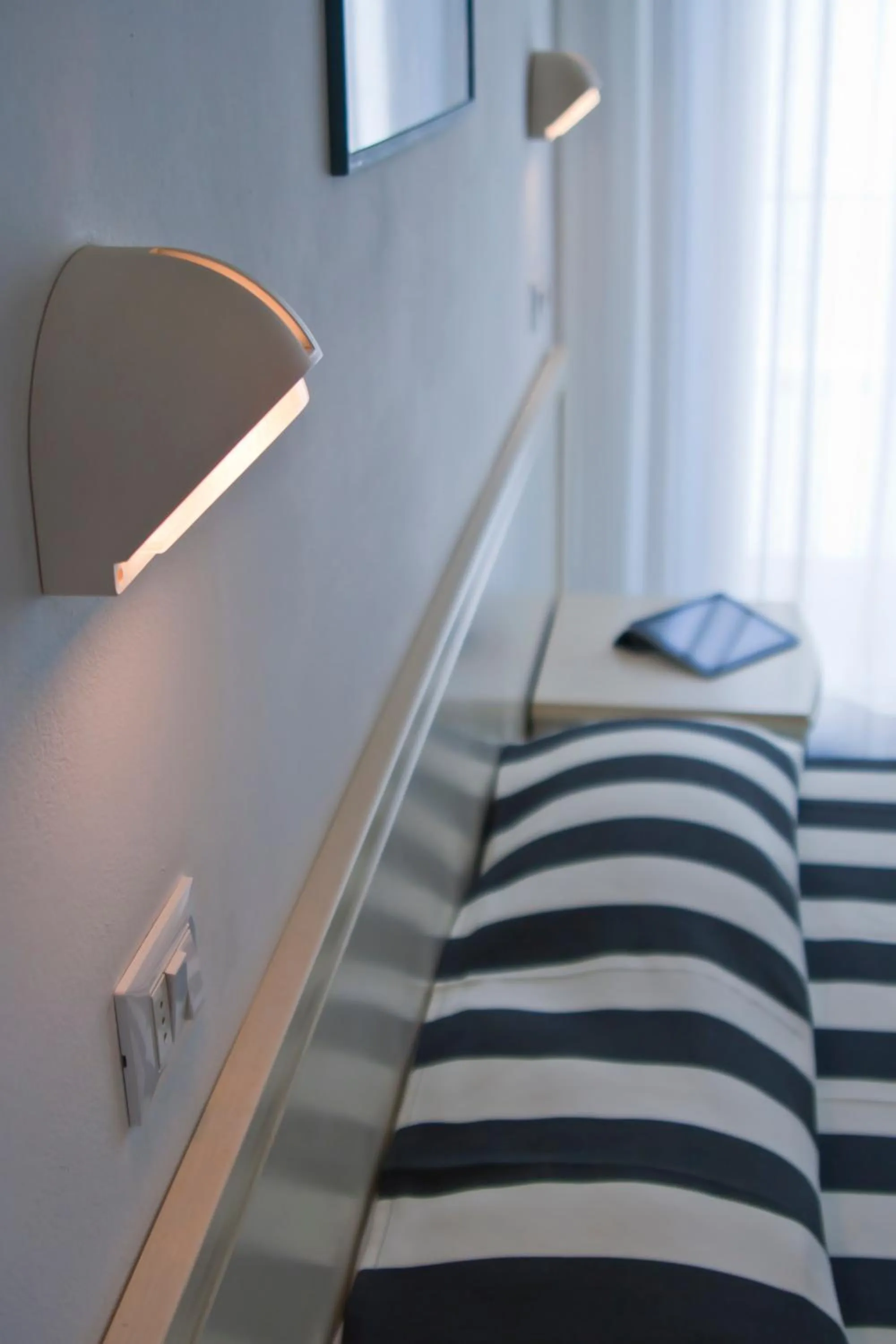 Day, Bed in Residence Divina