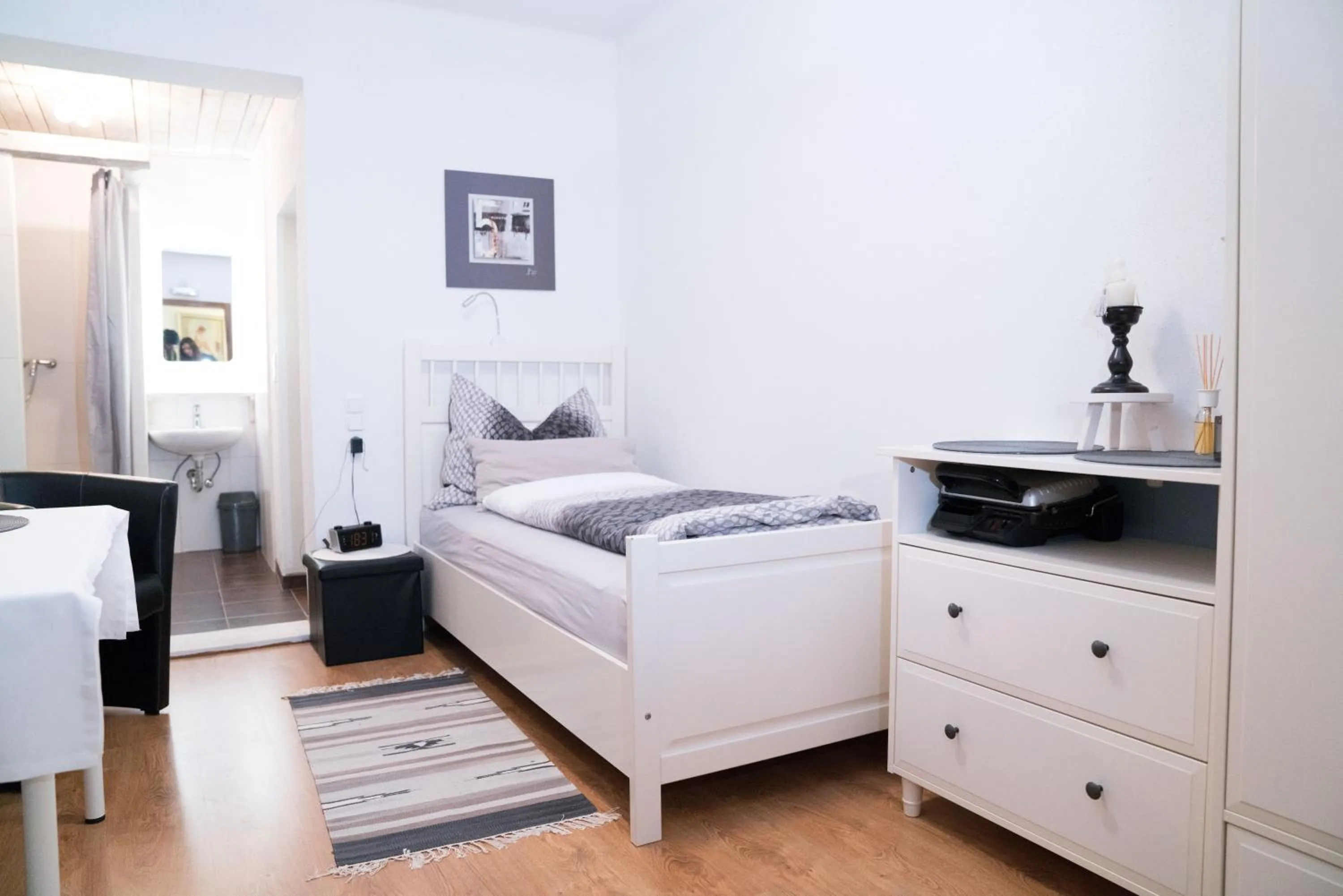 Bed in Pension & Restaurant La Amalia