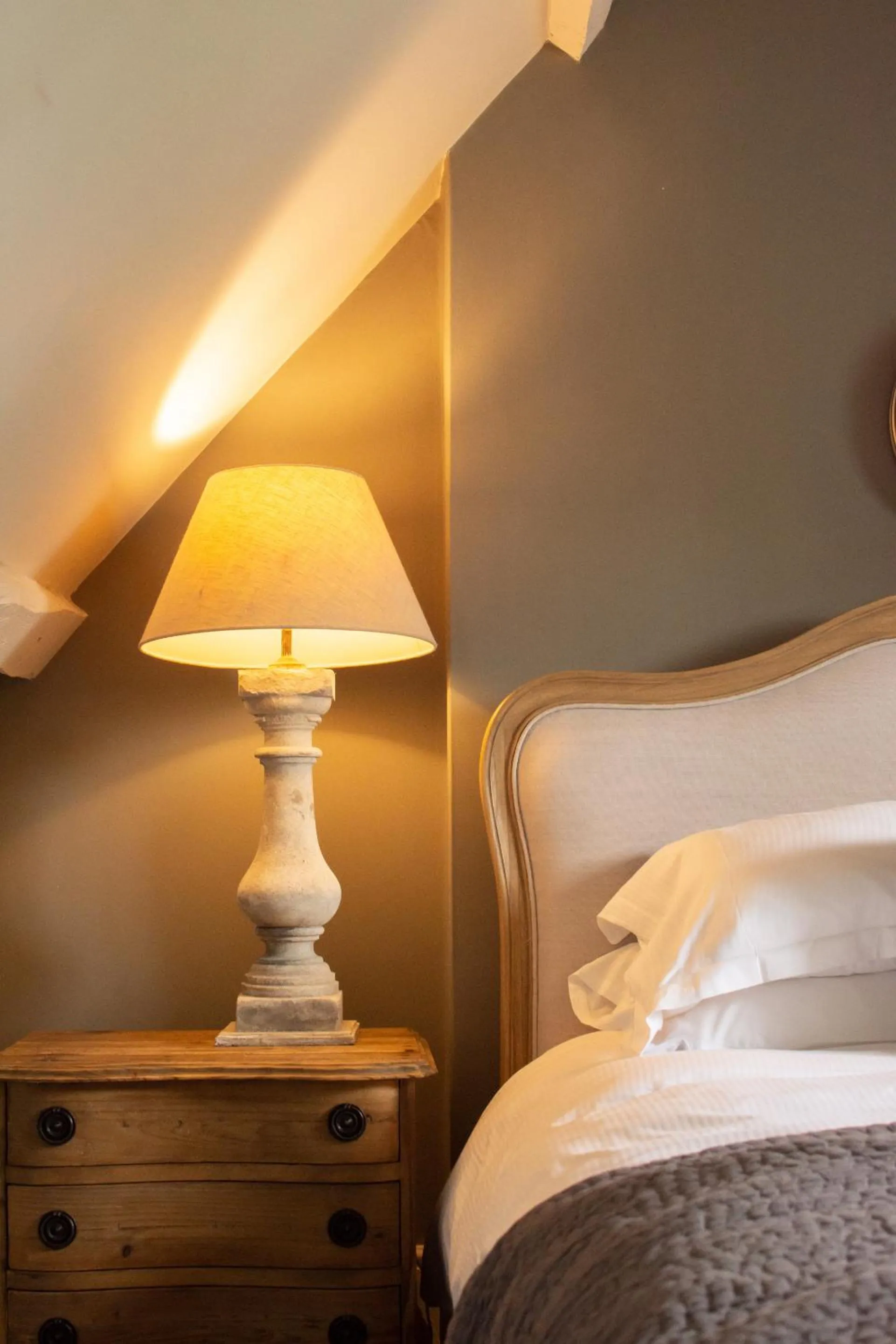 Bedroom, Bed in New Inn at Coln