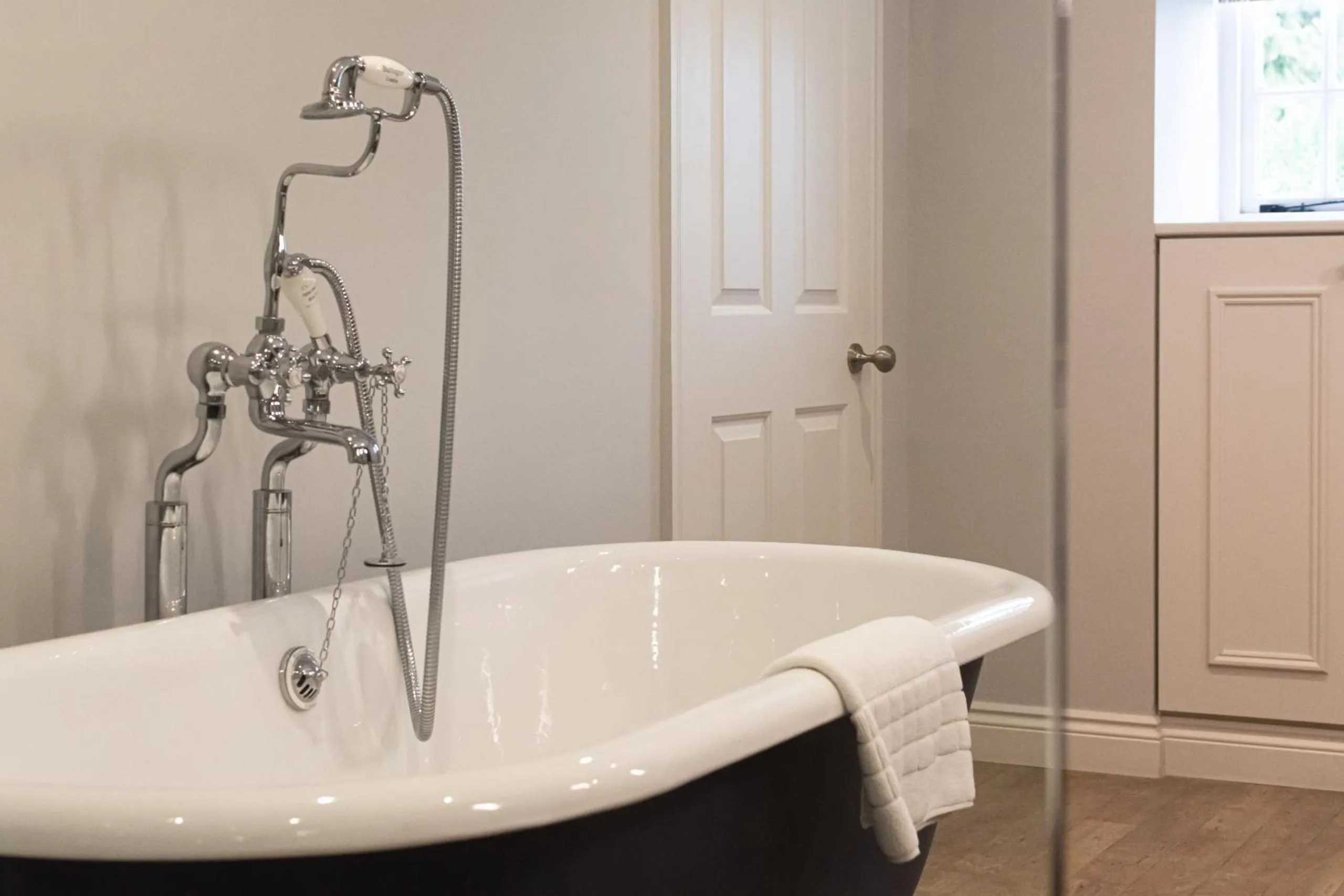 Bathroom in New Inn at Coln