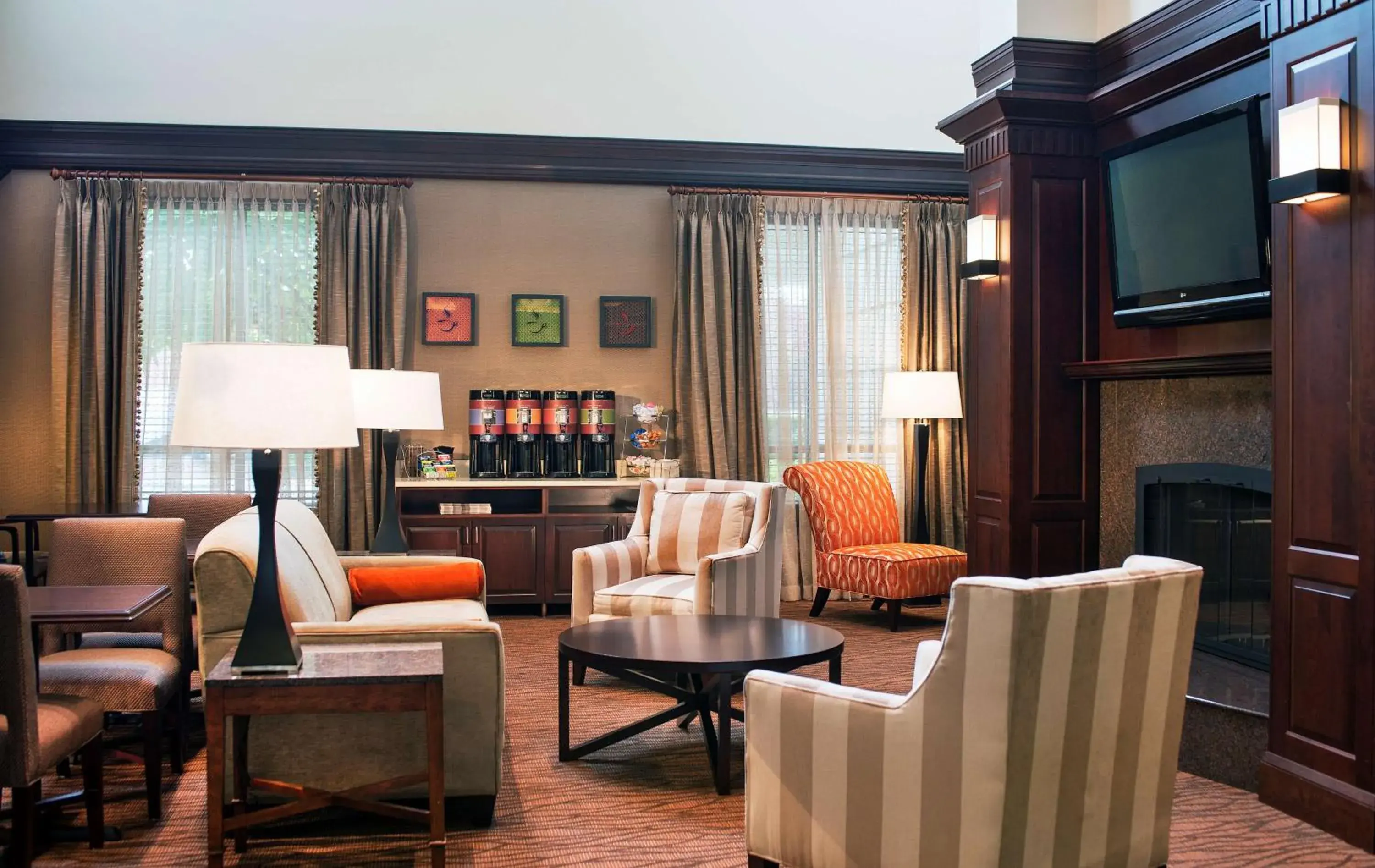 Lobby or reception in Hampton Inn & Suites Washington-Dulles International Airport Lobby or reception in Hampton Inn & Suites Washington-Dulles International Airport