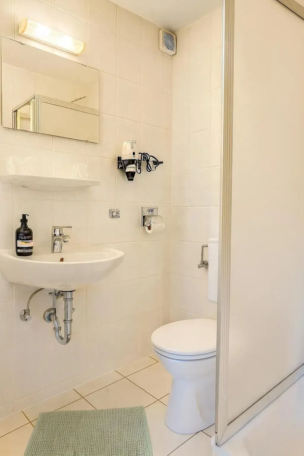 Twin Room in Waldhotel Bad Münstereifel Twin Room in Waldhotel Bad Münstereifel