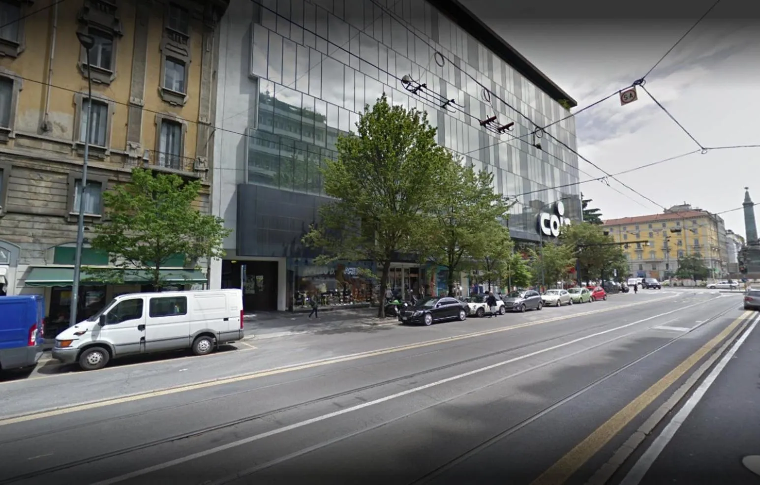 On-site shops in B&B Via Fontana Milano