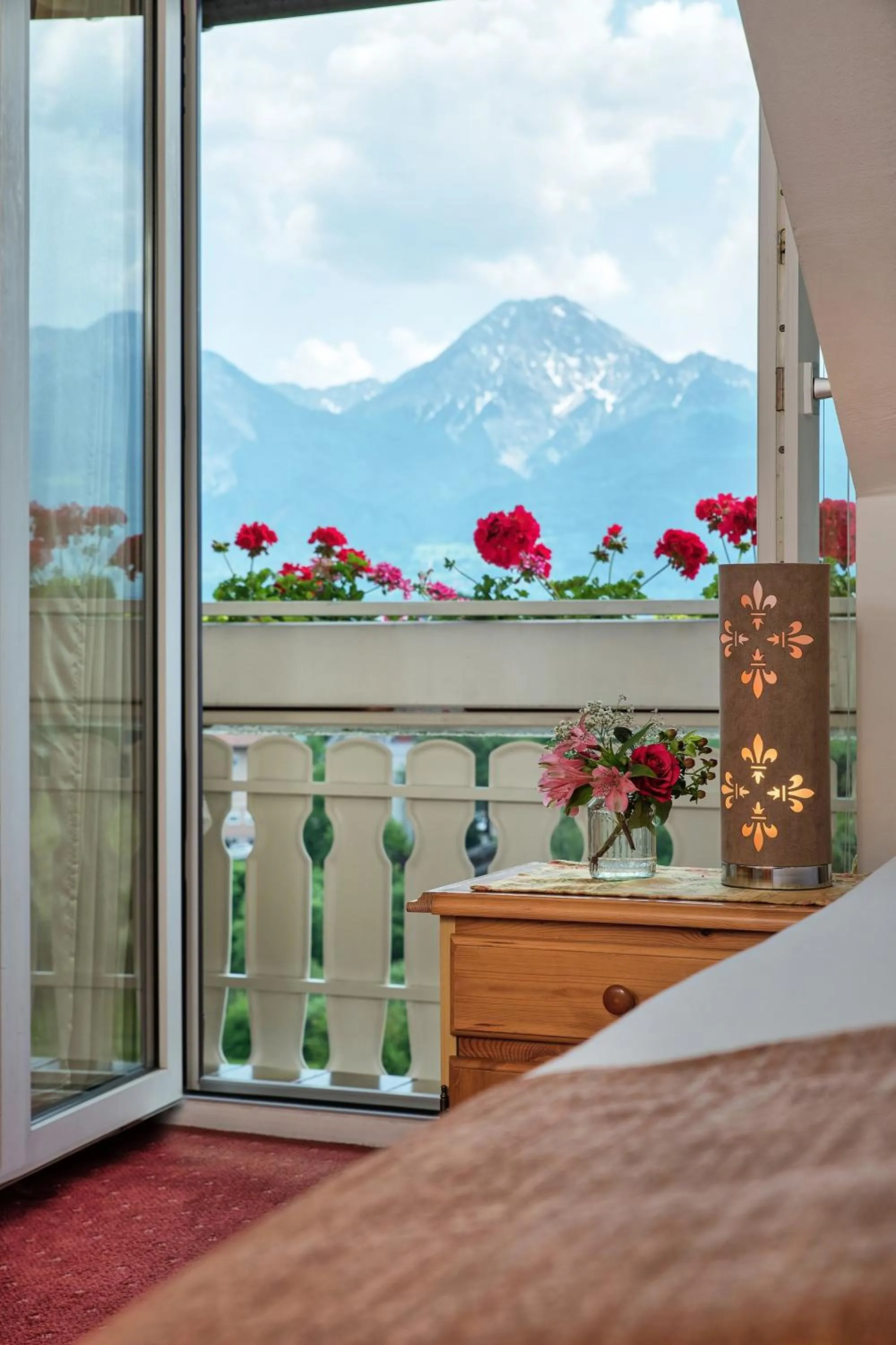 Photo of the whole room in Hotel-Pension Melcher