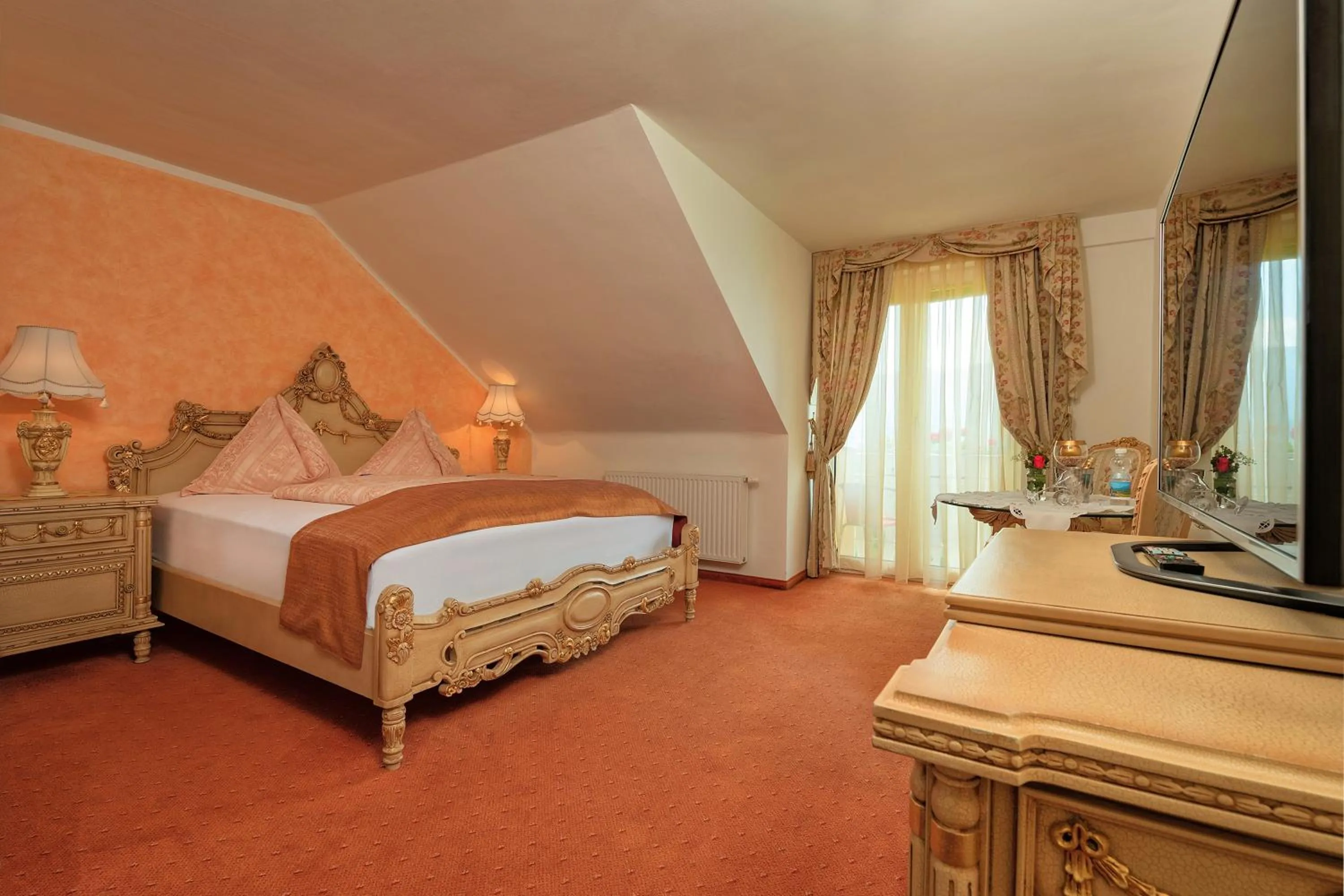 Photo of the whole room in Hotel-Pension Melcher