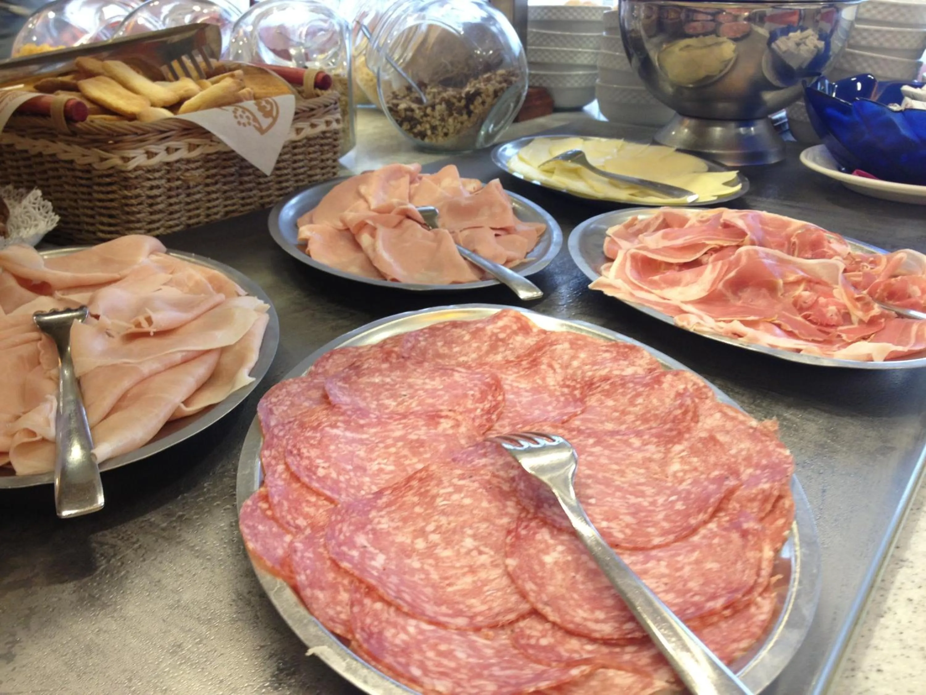 Food and drinks in Hotel Sandra