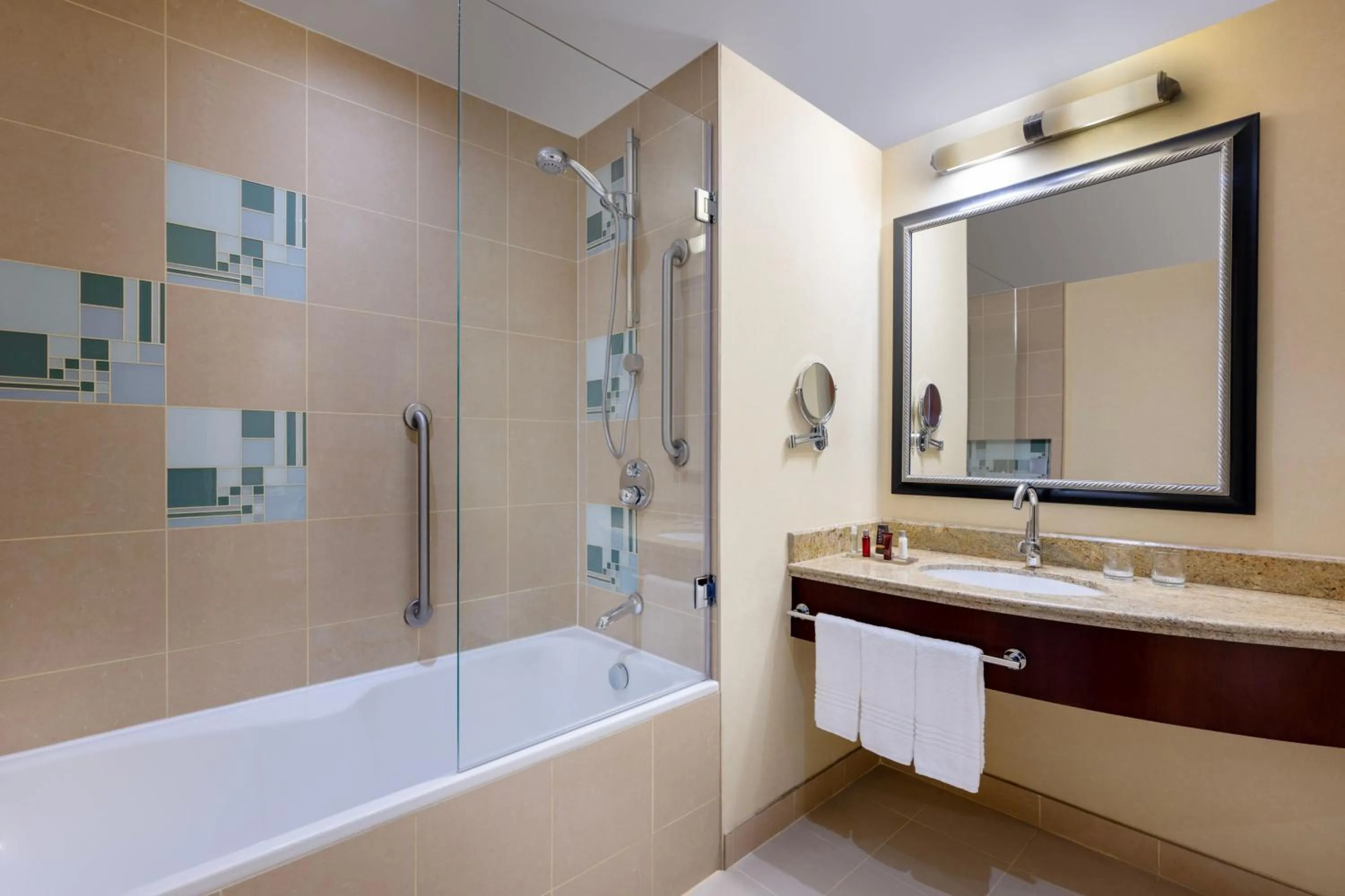 Bathroom in Marriott Marquis City Center Doha Hotel