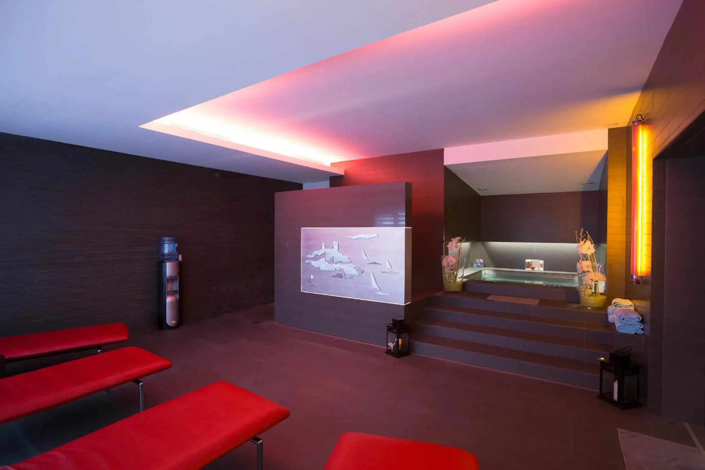 Spa and wellness centre/facilities, Bed in Royal Antibes - Luxury Hotel, Résidence, Beach & Spa Spa and wellness centre/facilities, Bed in Royal Antibes - Luxury Hotel, Résidence, Beach & Spa