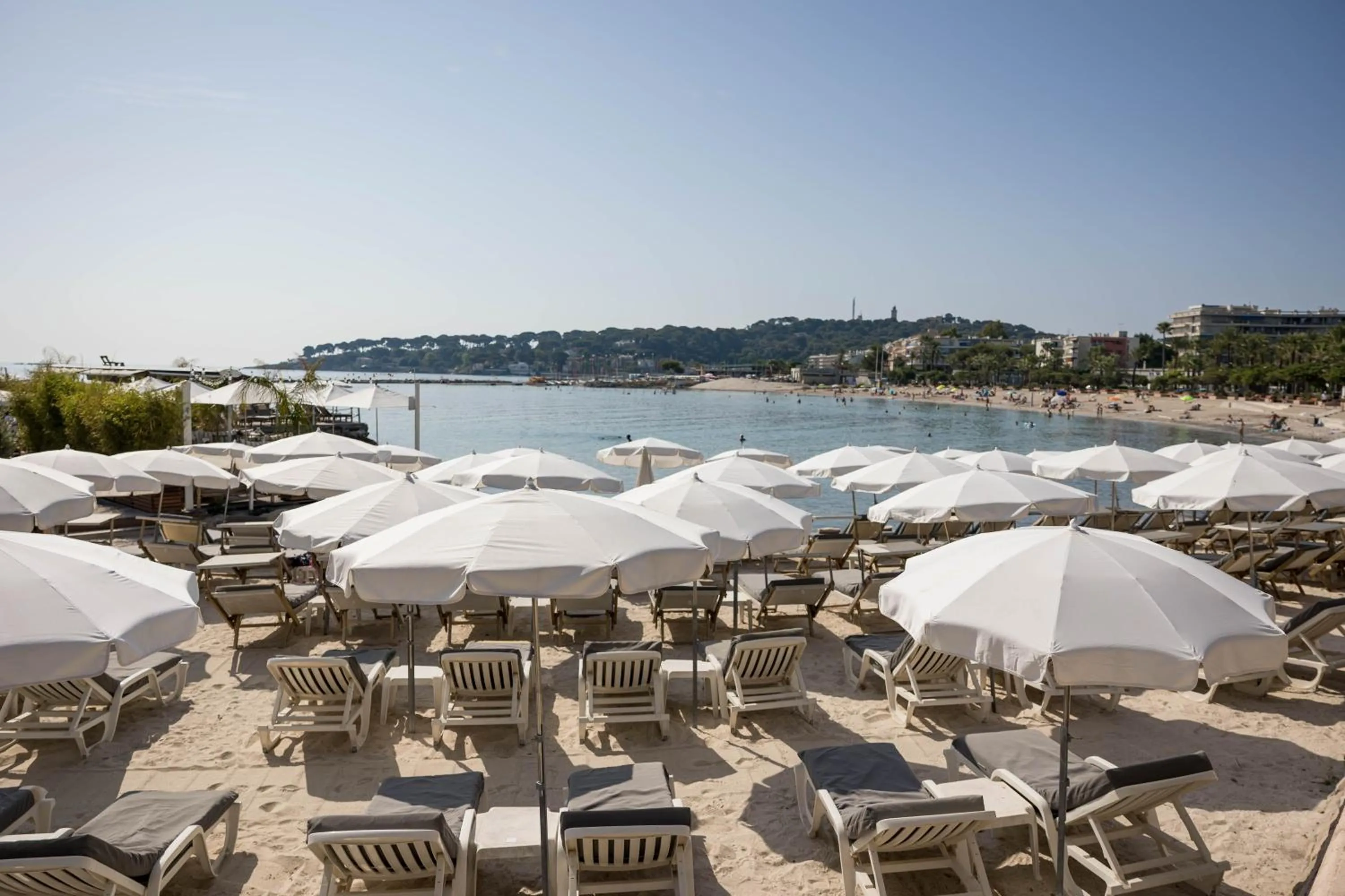Beach in Royal Antibes - Luxury Hotel, Résidence, Beach & Spa