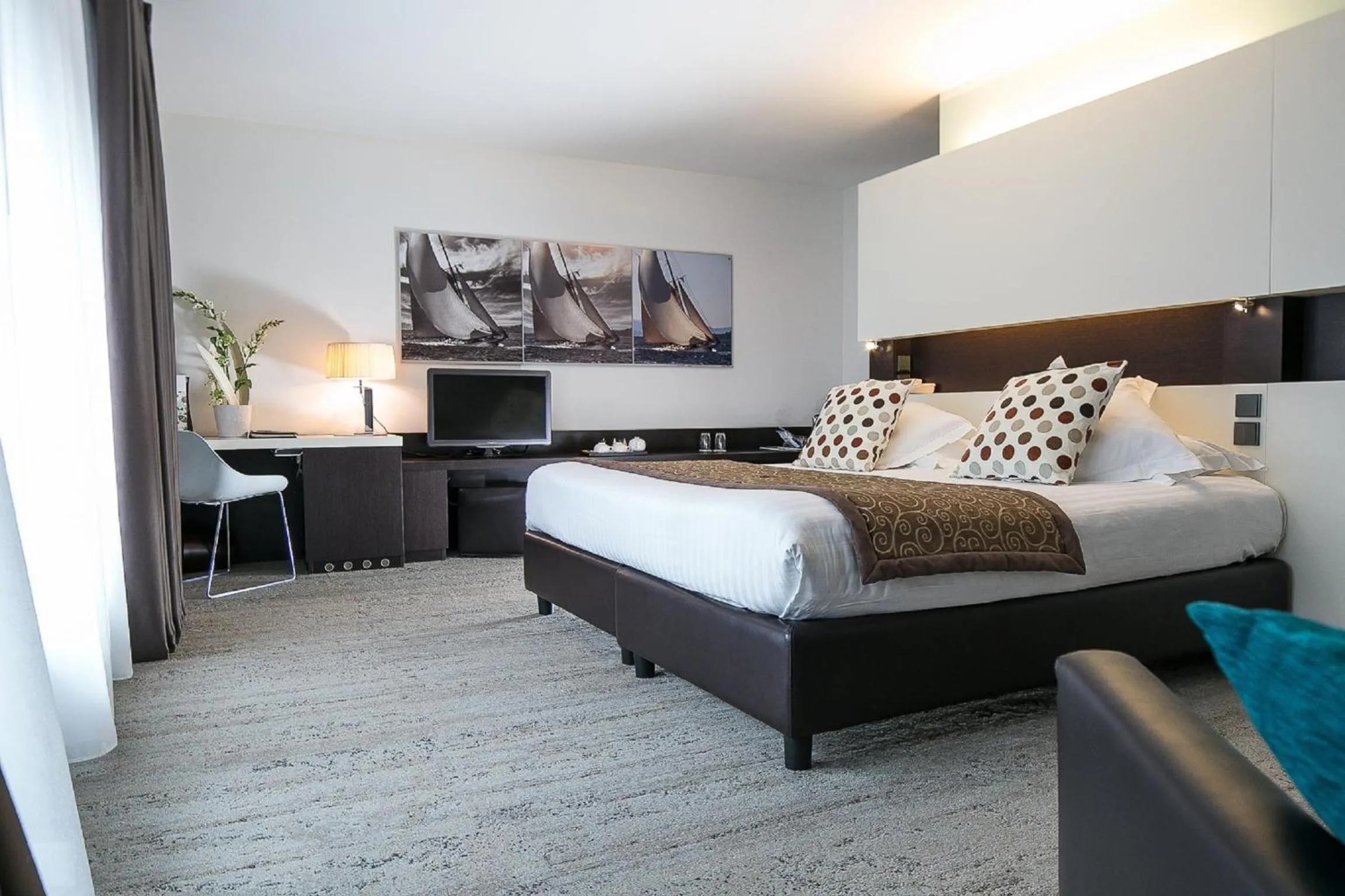 Photo of the whole room, Bed in Royal Antibes - Luxury Hotel, Résidence, Beach & Spa