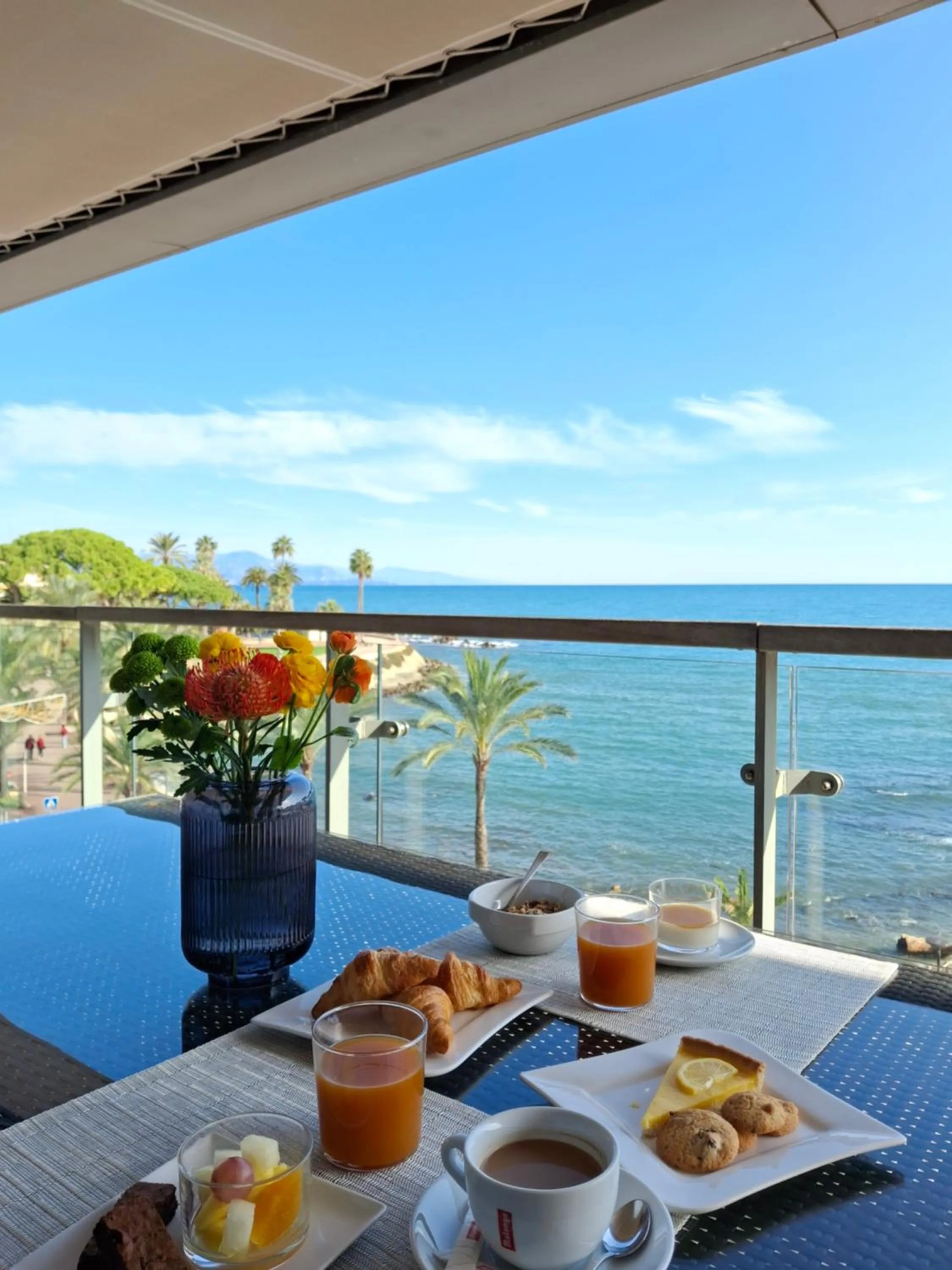 Breakfast in Royal Antibes - Luxury Hotel, Résidence, Beach & Spa