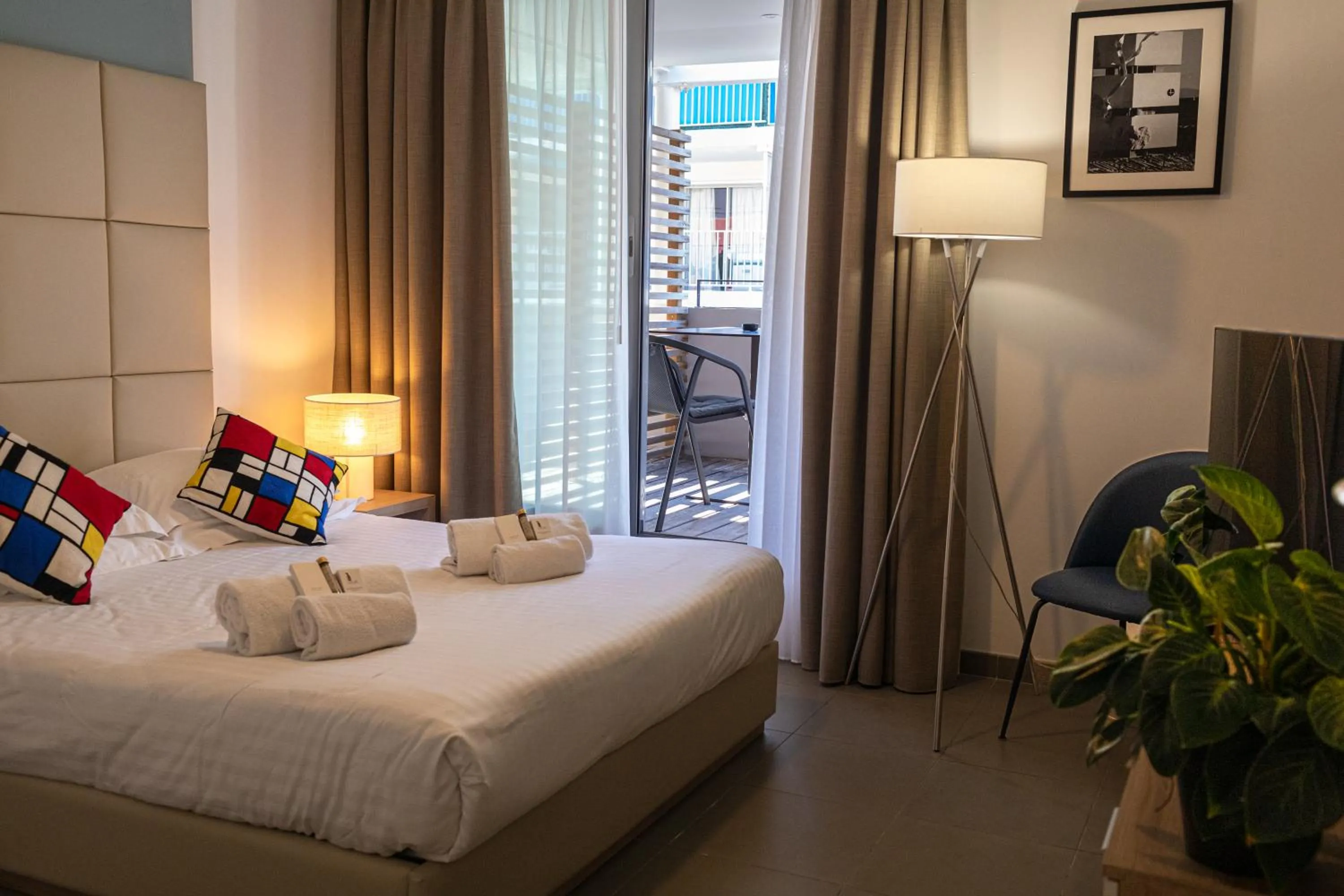 Bedroom, Bed in Royal Antibes - Luxury Hotel, Résidence, Beach & Spa