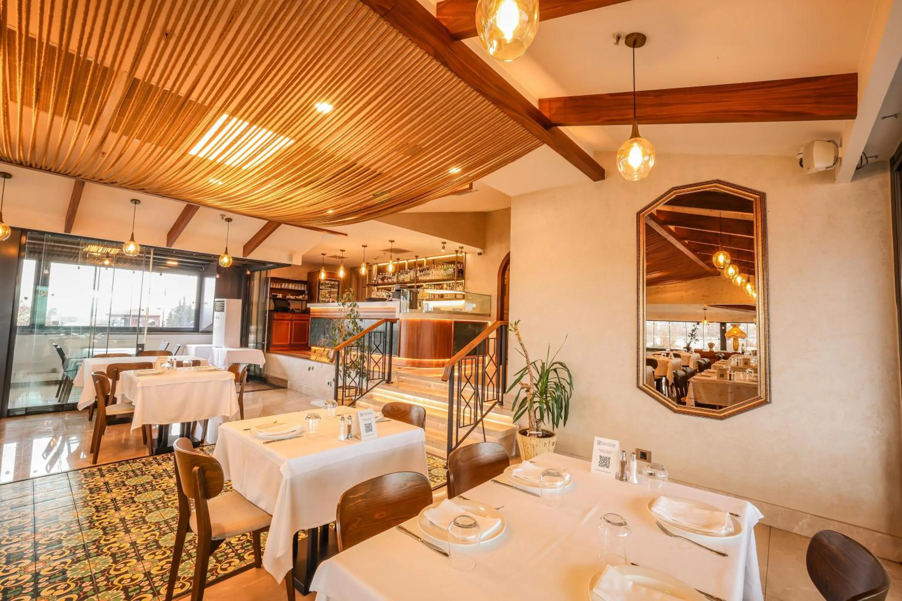 Restaurant/places to eat in Millennium Istanbul Golden Horn