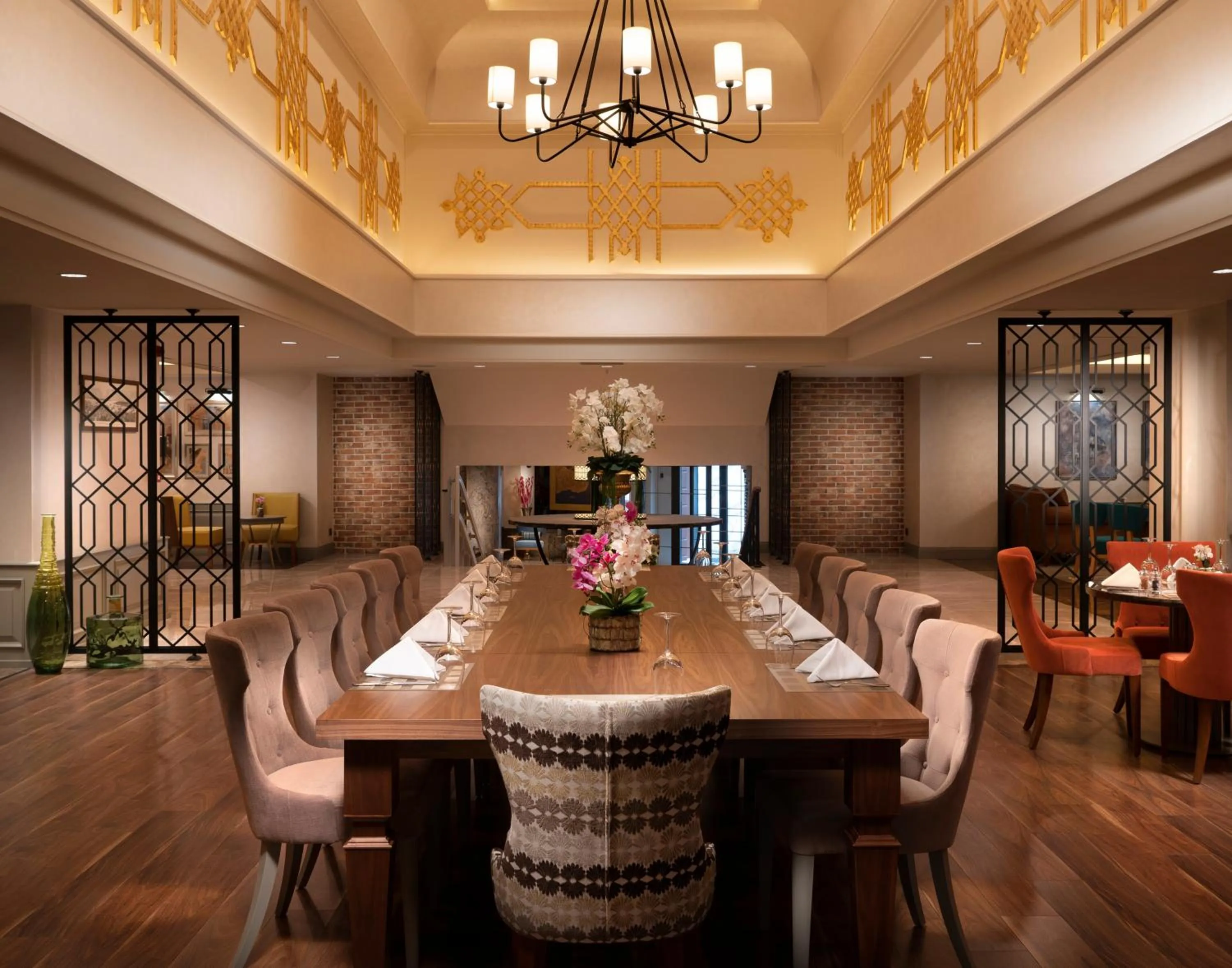 Restaurant/places to eat in Millennium Istanbul Golden Horn