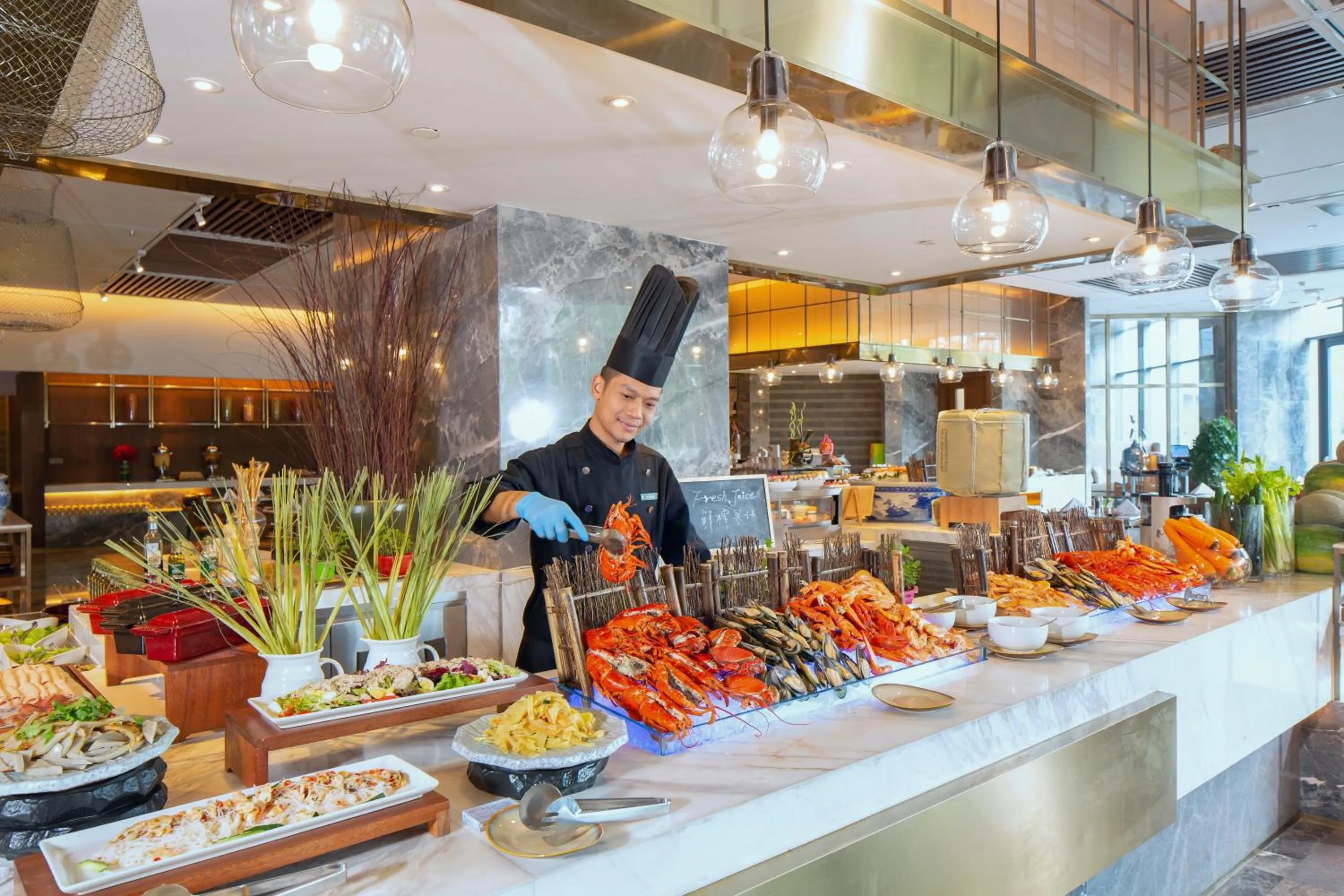 Restaurant/places to eat in InterContinental Taiyuan by IHG