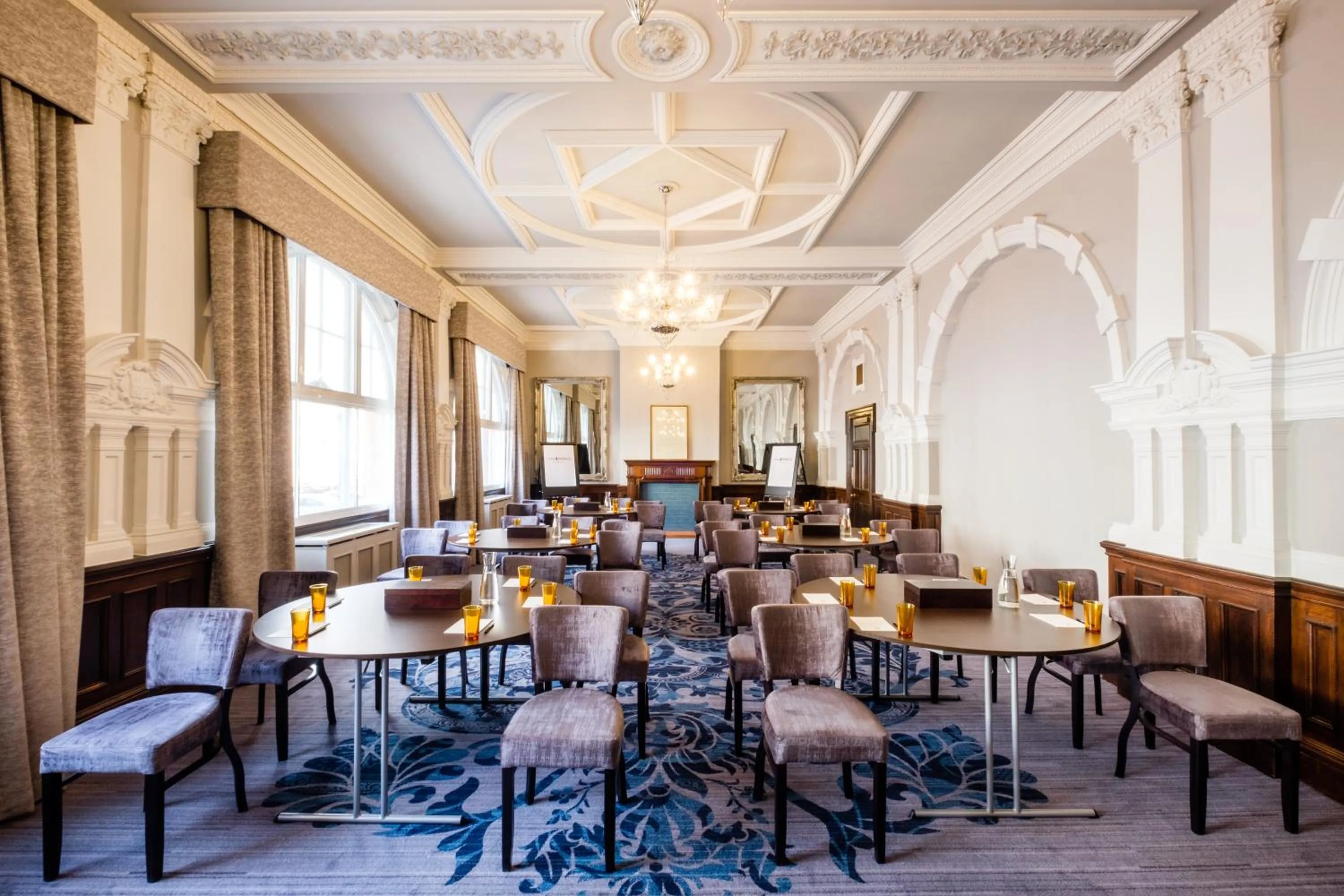 Meeting/conference room in Hotel Indigo - Durham by IHG