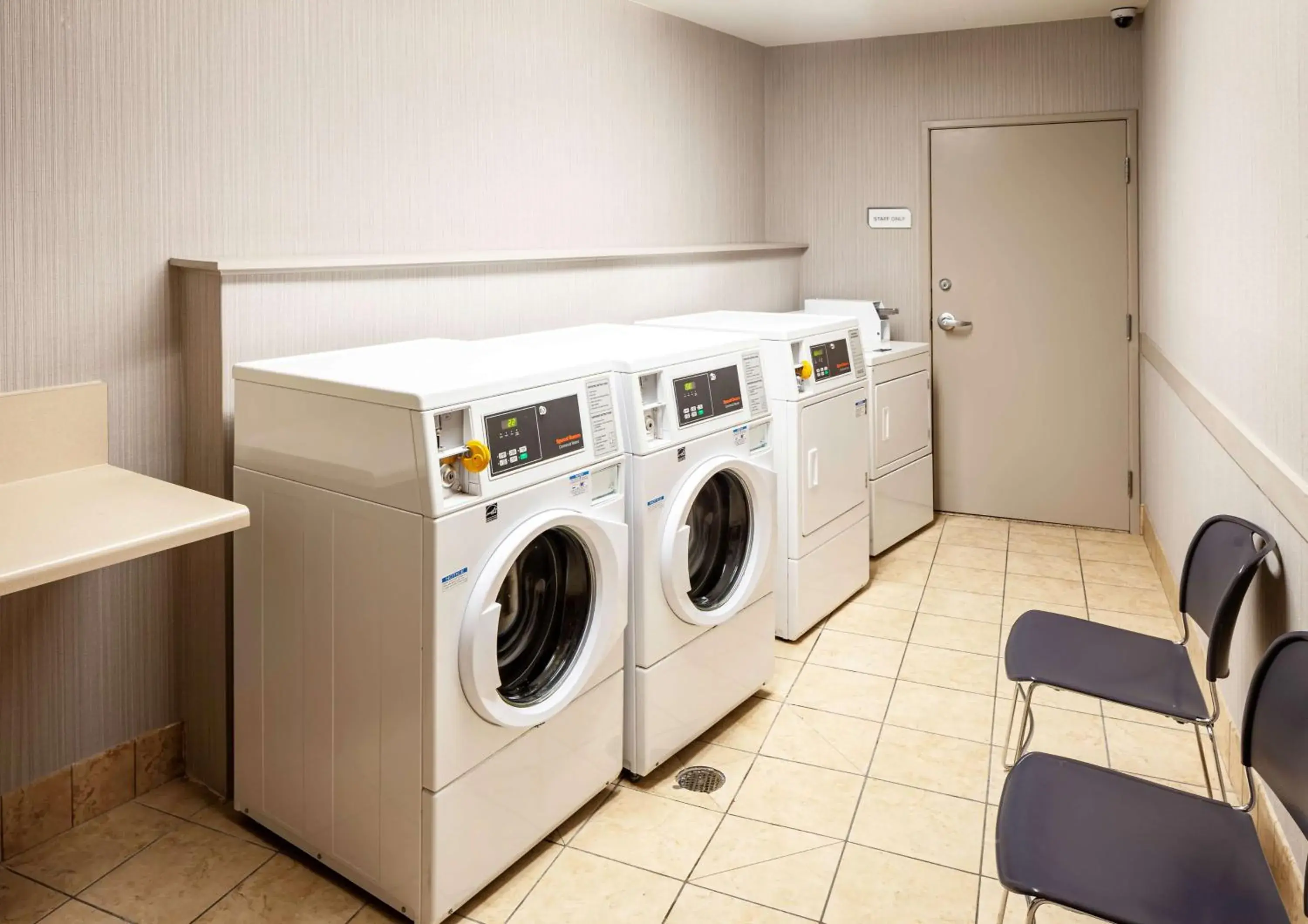 Property building in Hilton Garden Inn San Diego/Rancho Bernardo Property building in Hilton Garden Inn San Diego/Rancho Bernardo