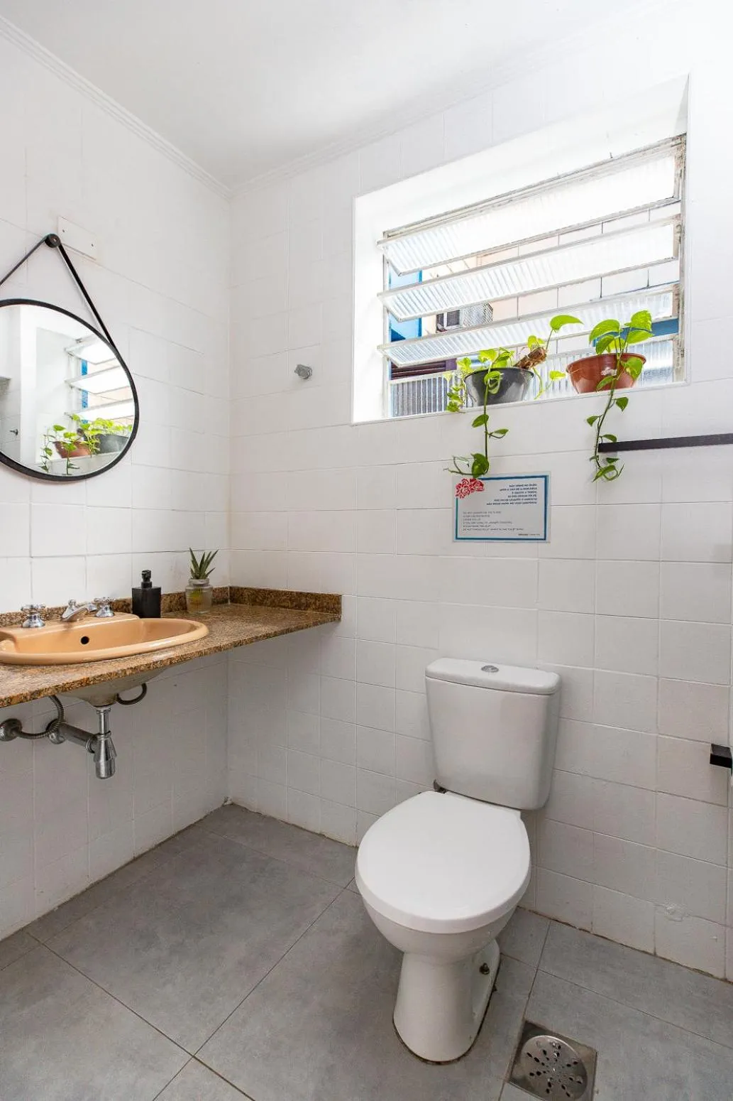 Shower in Hostel Casa Azul