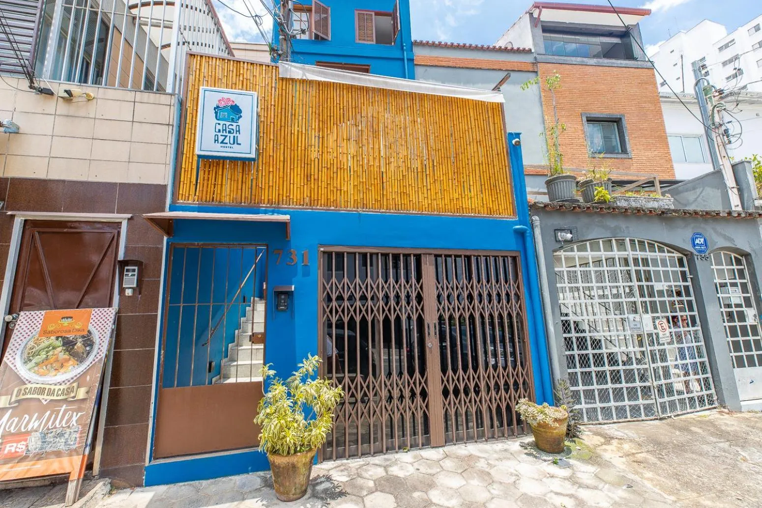 Property building in Hostel Casa Azul