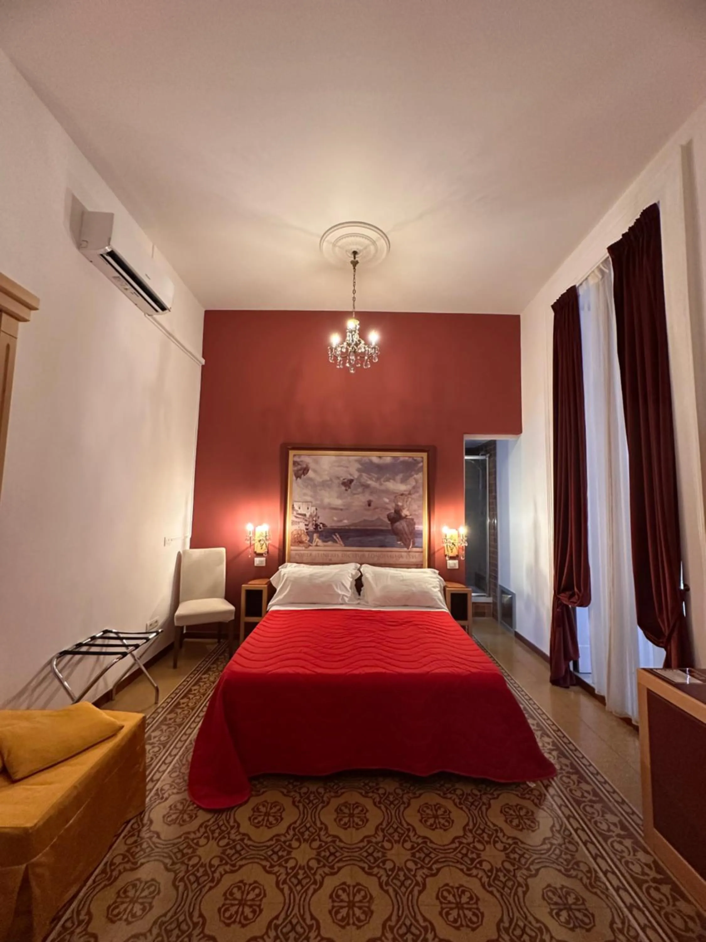 Bed in La Bella Napoli B&B