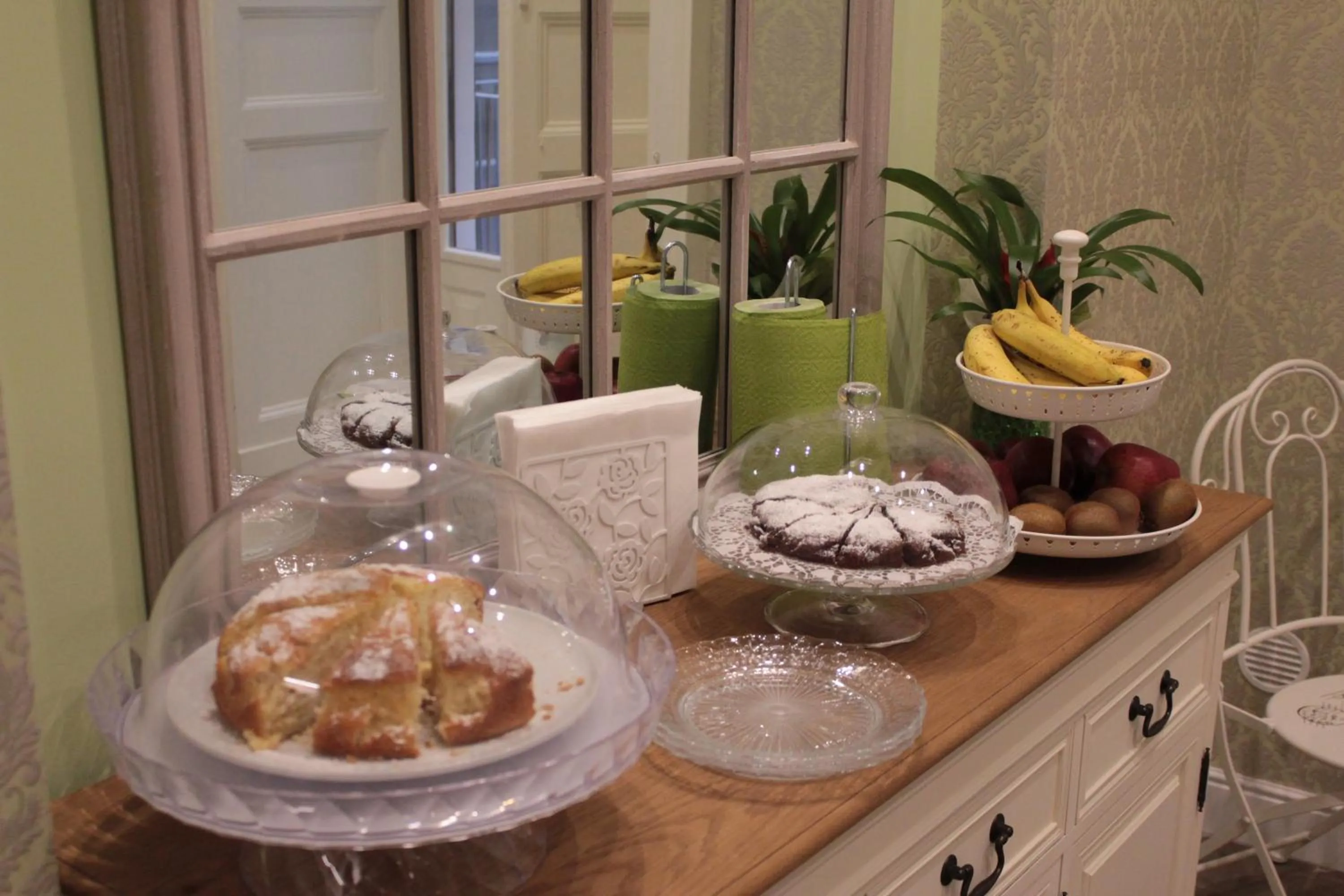 Continental breakfast in Aitna B&B