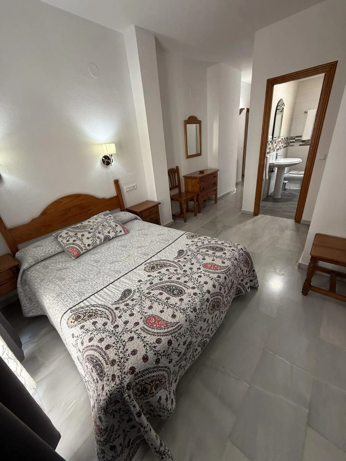 Bed in Hotel Mirasol